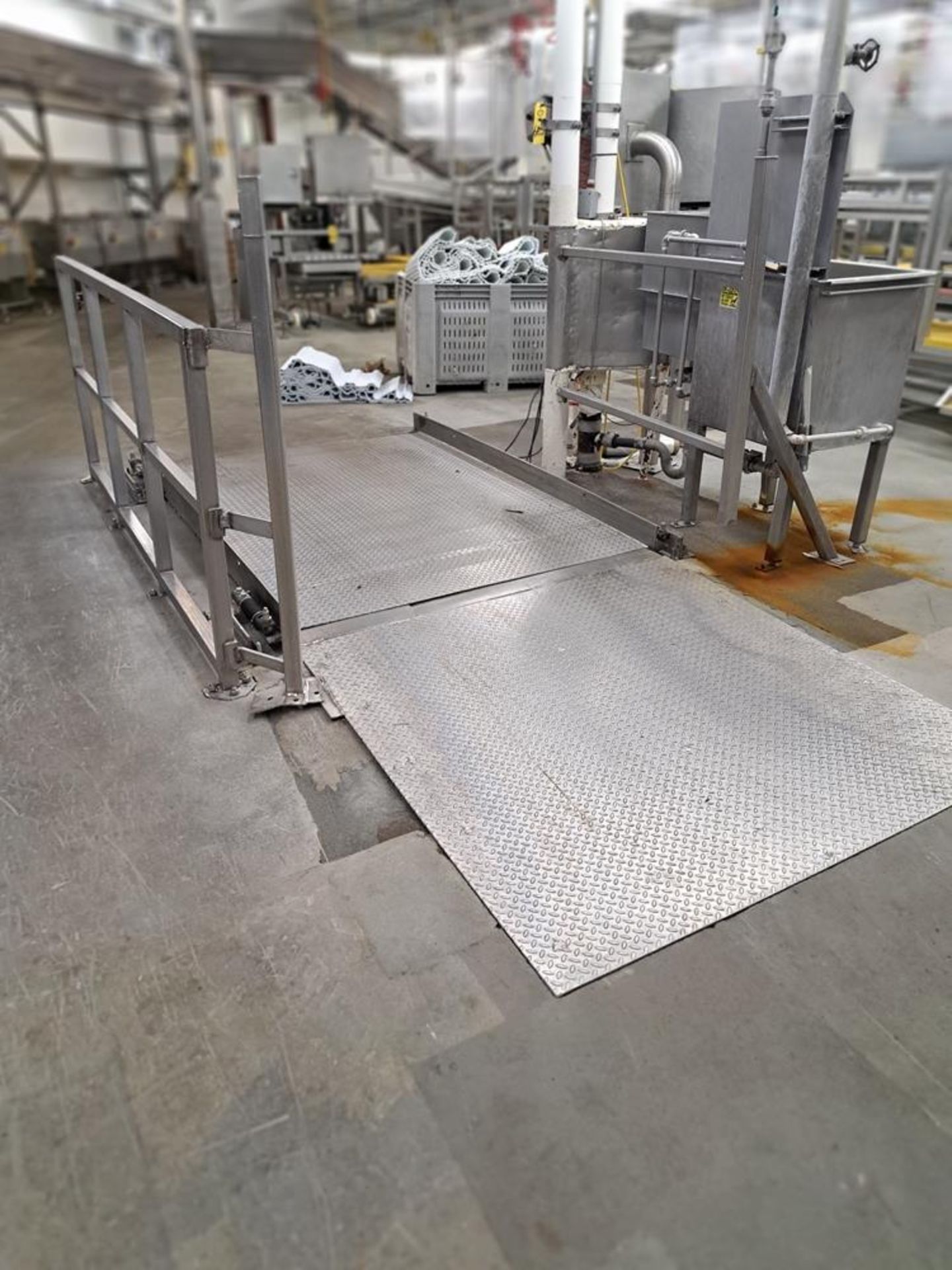 Stainless Steel Floor Scale with ramp, 5' W X 7' L platform, Avery-Weigh-Tronix ZM301 digital