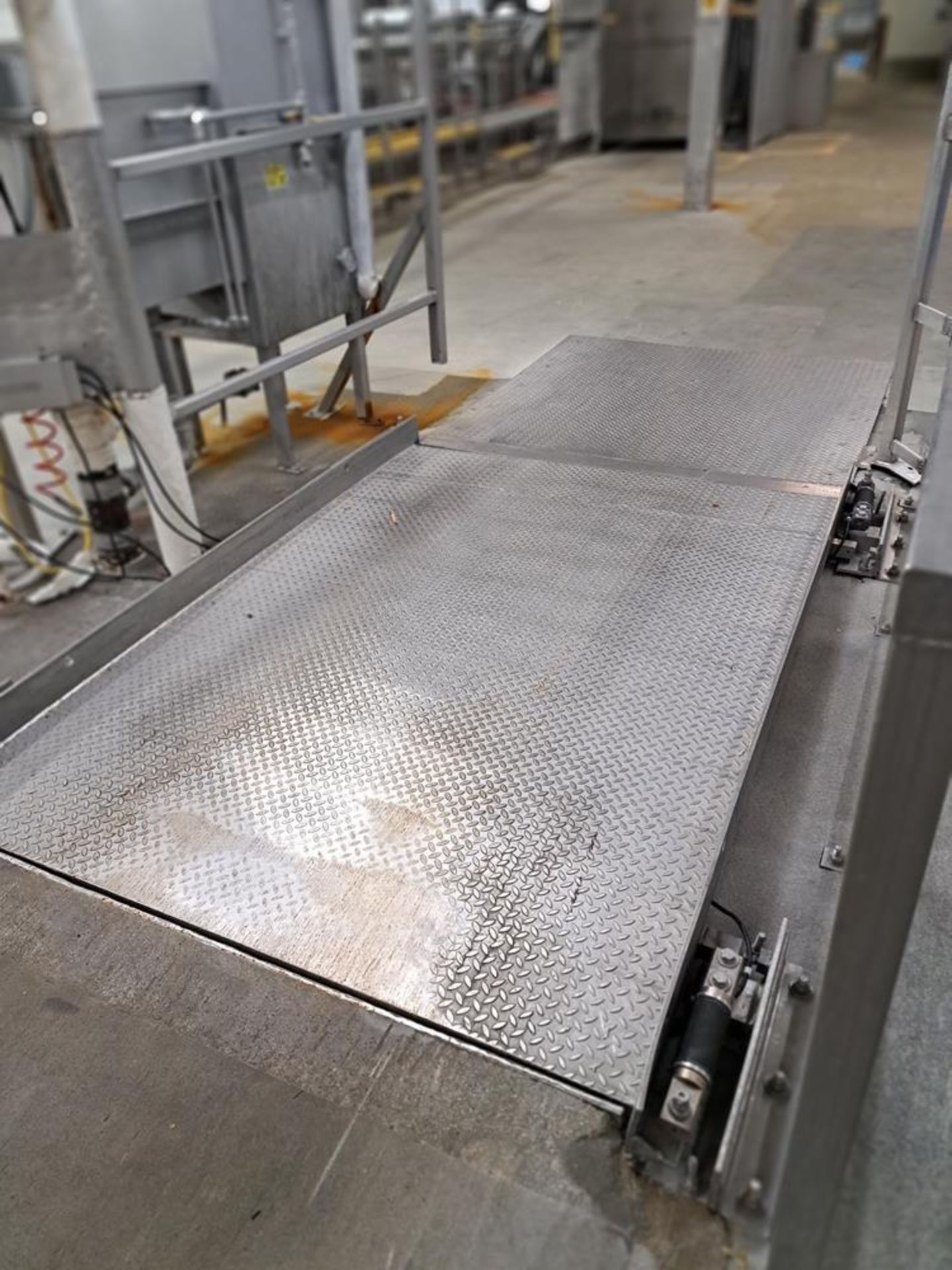Stainless Steel Floor Scale with ramp, 5' W X 7' L platform, Avery-Weigh-Tronix ZM301 digital - Image 2 of 3