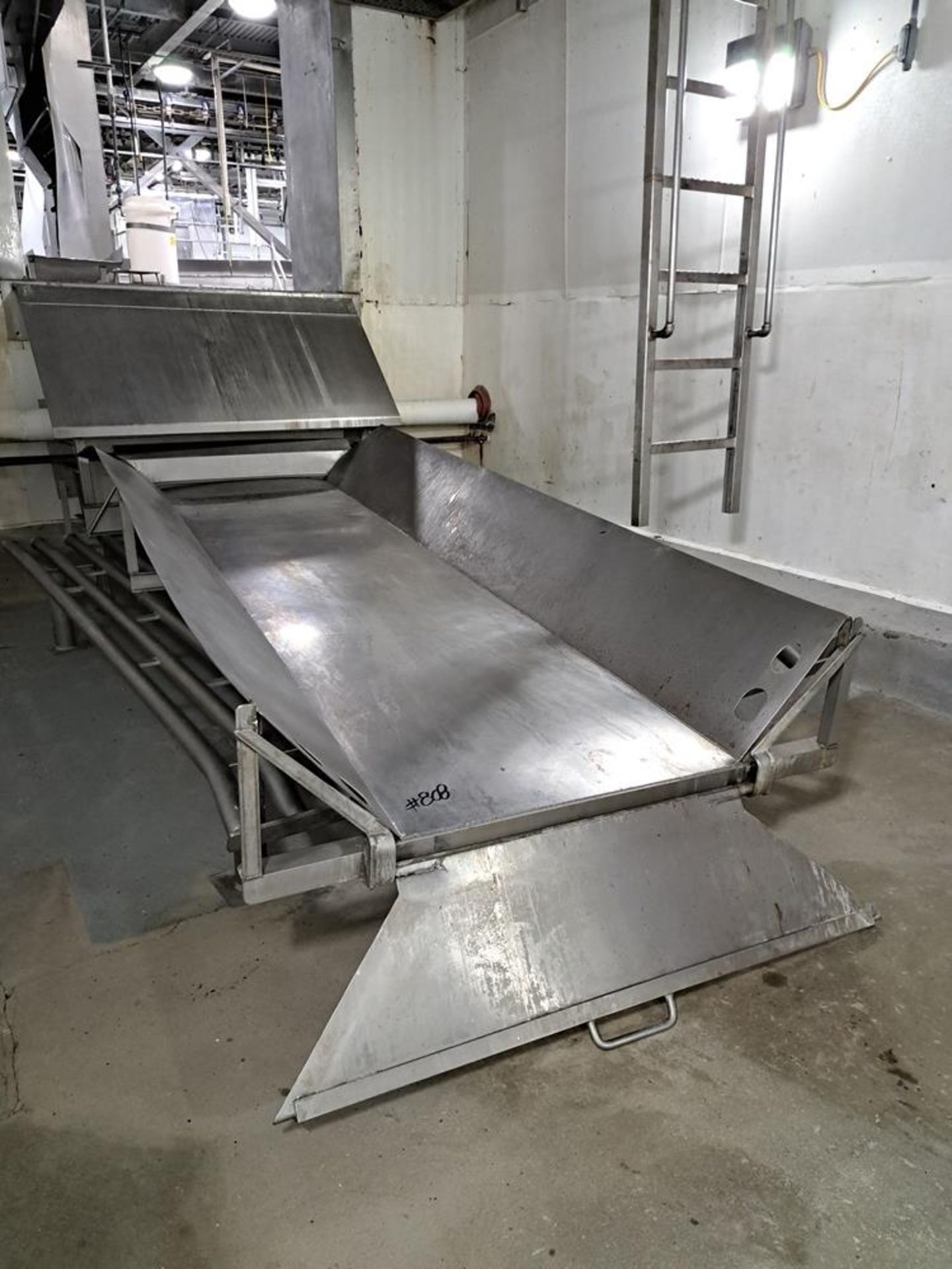 Lot Inspection Stand, (3) Stainless Steel Heavy Duty Hog Drop Tables, Stainless Steel Wall Mount - Image 2 of 5