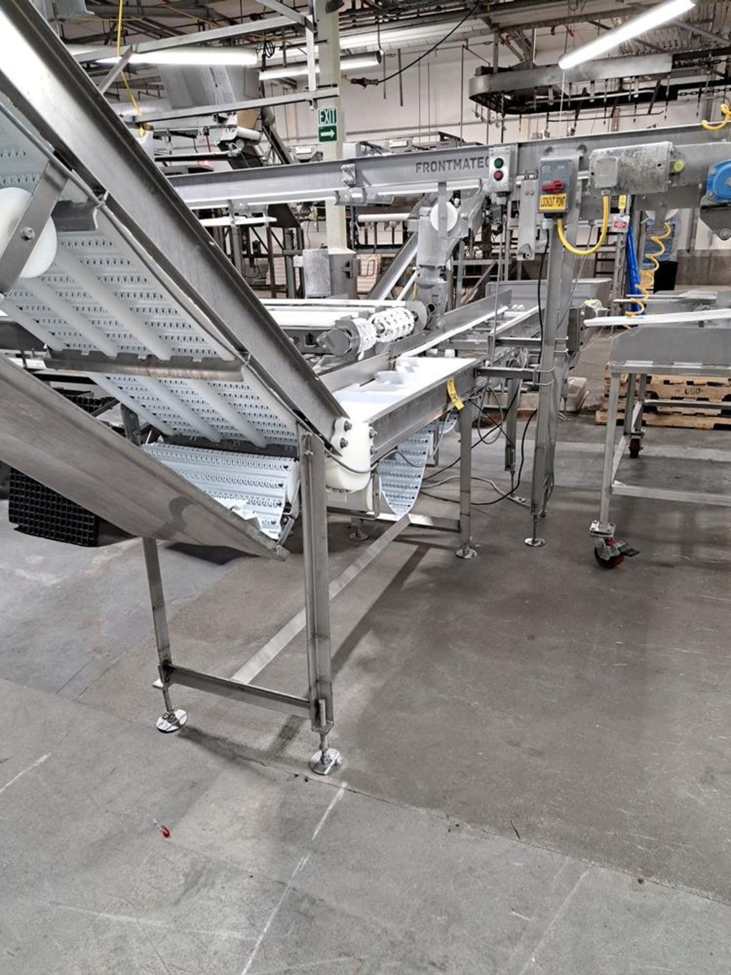 Stainless Steel Conveyor, 20" W X 32' L, 13' discharge, flighted belt, stainless steel, 230/460 volt - Image 7 of 7