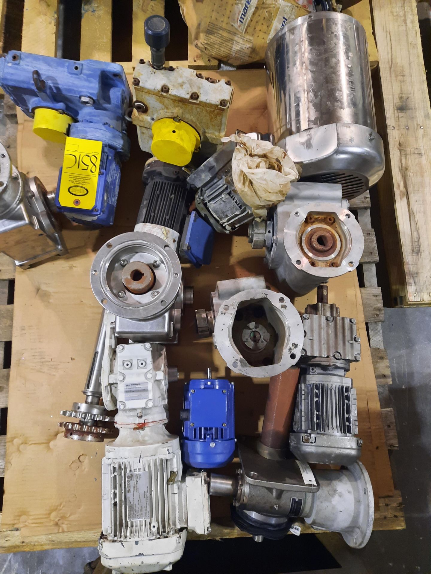 Lot Misc. Motors and Gearboxes: Required Loading Fee $75.00, Rigger-Norm Pavlish, Nebraska Stainless