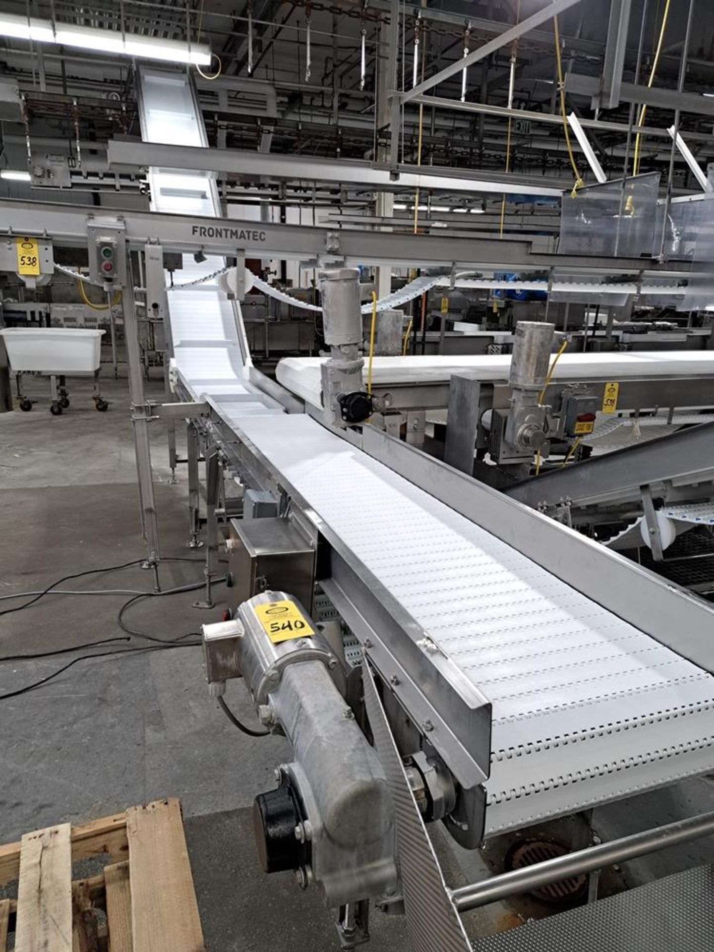 Stainless Steel Conveyor, 20" W X 32' L, 13' discharge, flighted belt, stainless steel, 230/460 volt