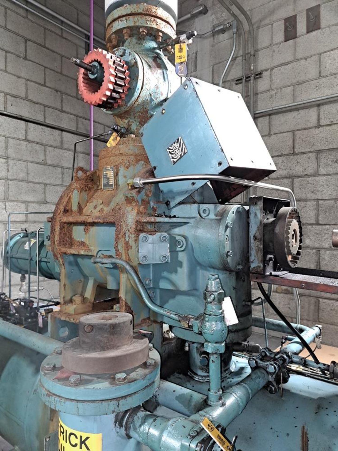 Frick Model RWBII+222, 500 H.P. Ammonia Rotary Screw Compressor, S/N S0108GFMPLHAA3 Motor needs to - Image 6 of 11