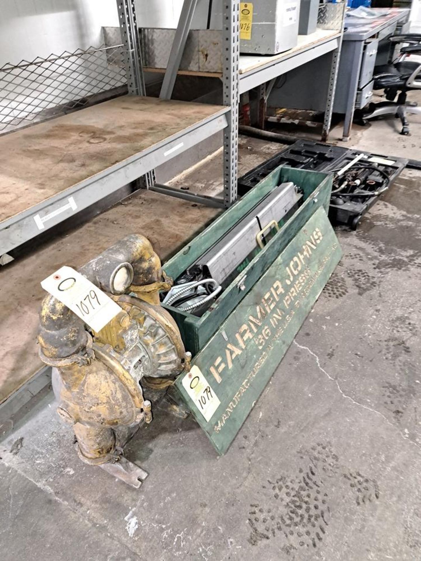 Lot Diaphragm Pump, Belt Sensor and Hydraulic Porta Pack: Required Loading Fee $300.00, Rigger-