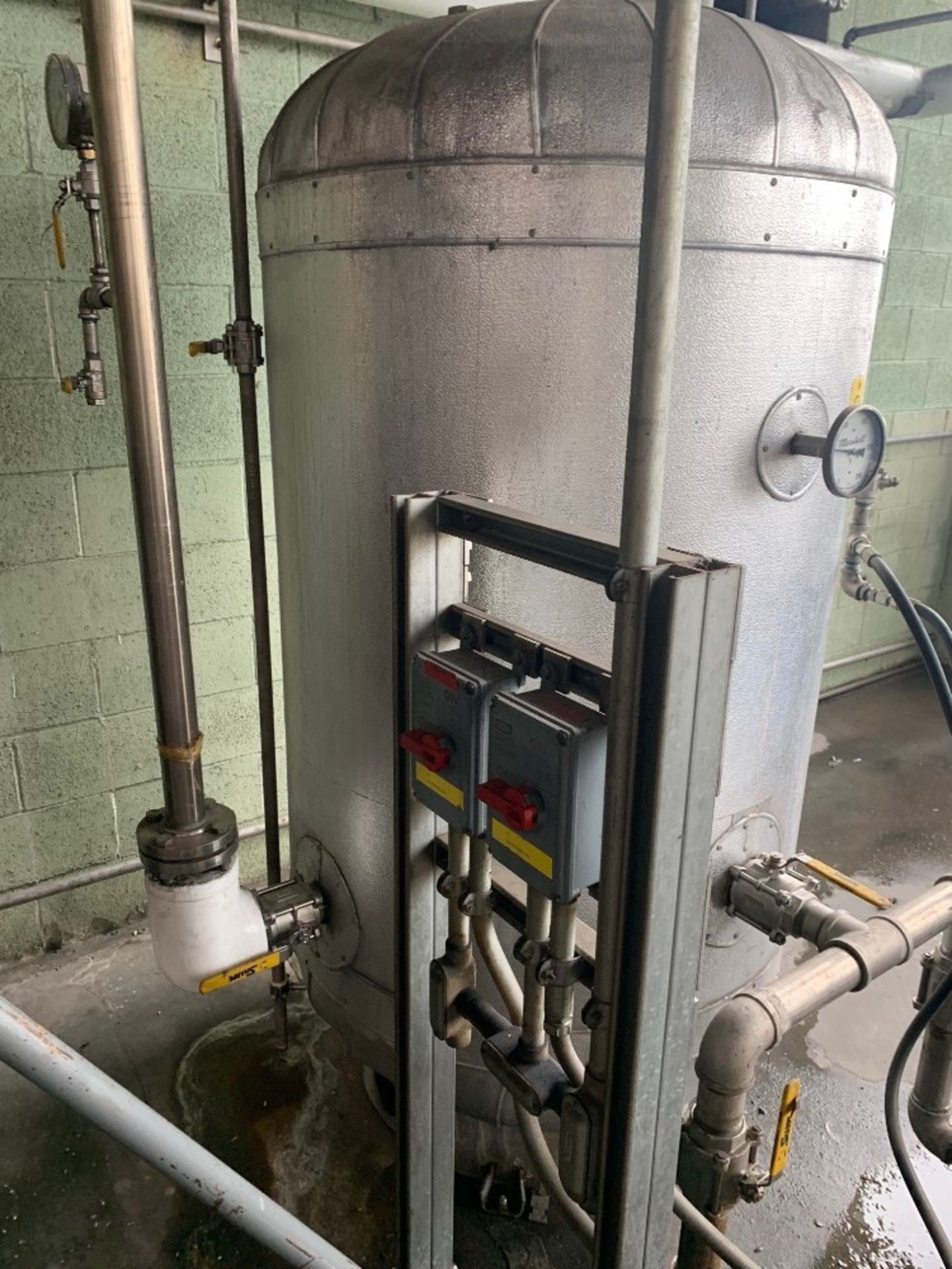 Insulated Stainless Steel Tank for high pressure, hot water, 40" Dia. X 7' Tall with (2) Grundfos - Image 5 of 6