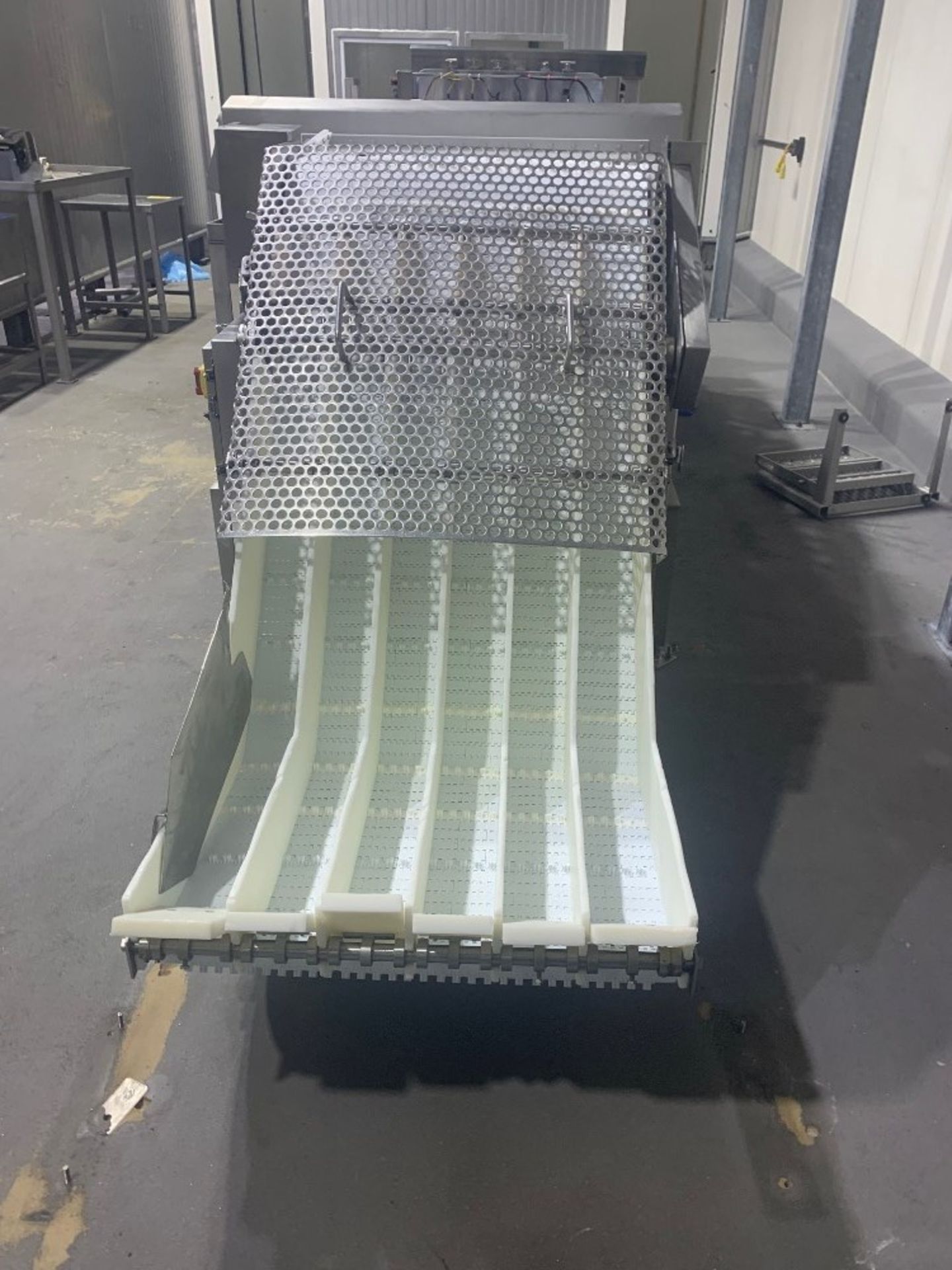 Incline Pattie Conveyor, 6-lane, 31" W X 5' L intralox: Required Loading Fee $450.00, Rigger-Norm - Image 2 of 3