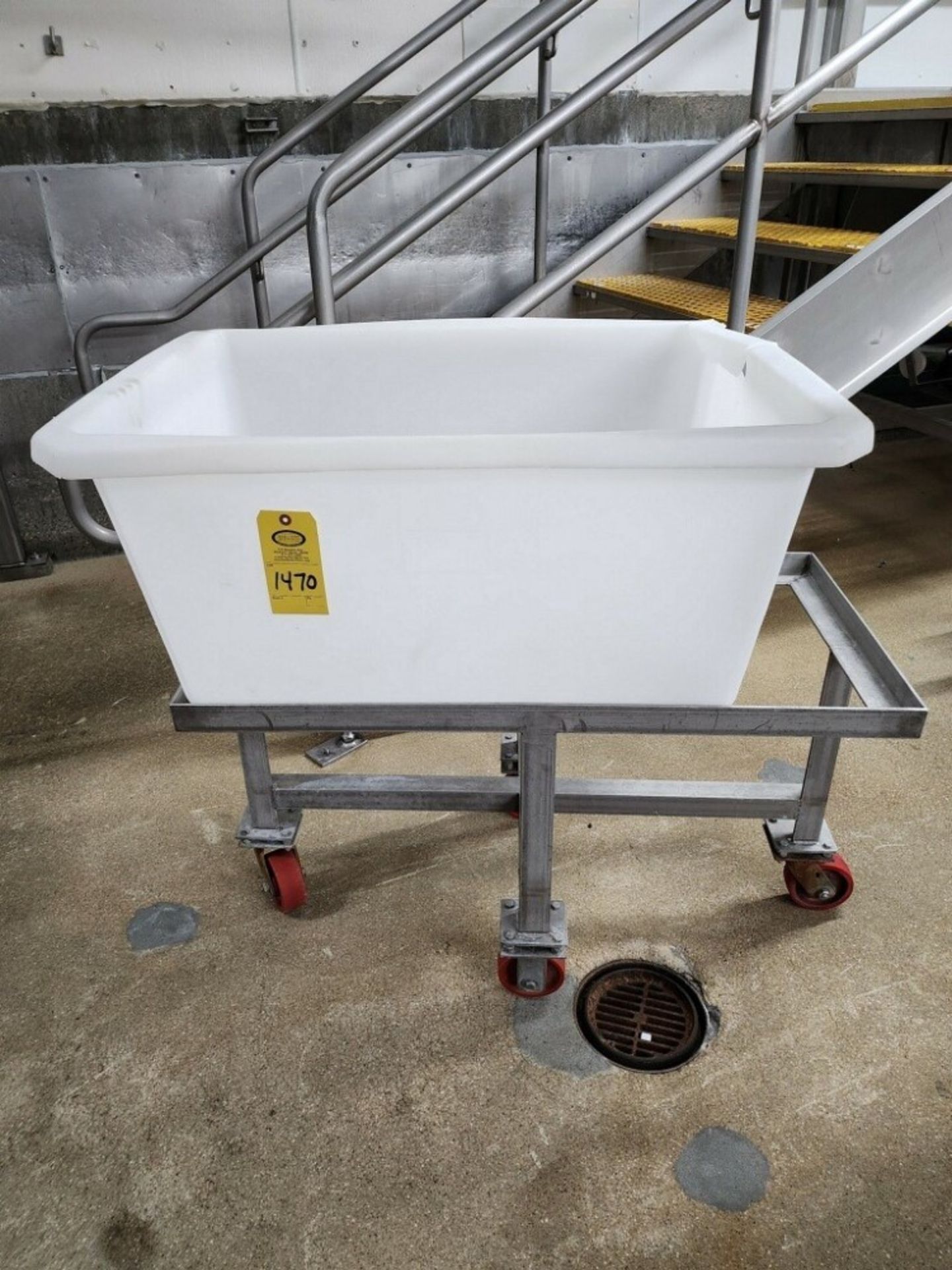 Poly Tubs on stainless steel cart portable 36”W x 25”L x 19”D: Required Loading Fee $300.00,