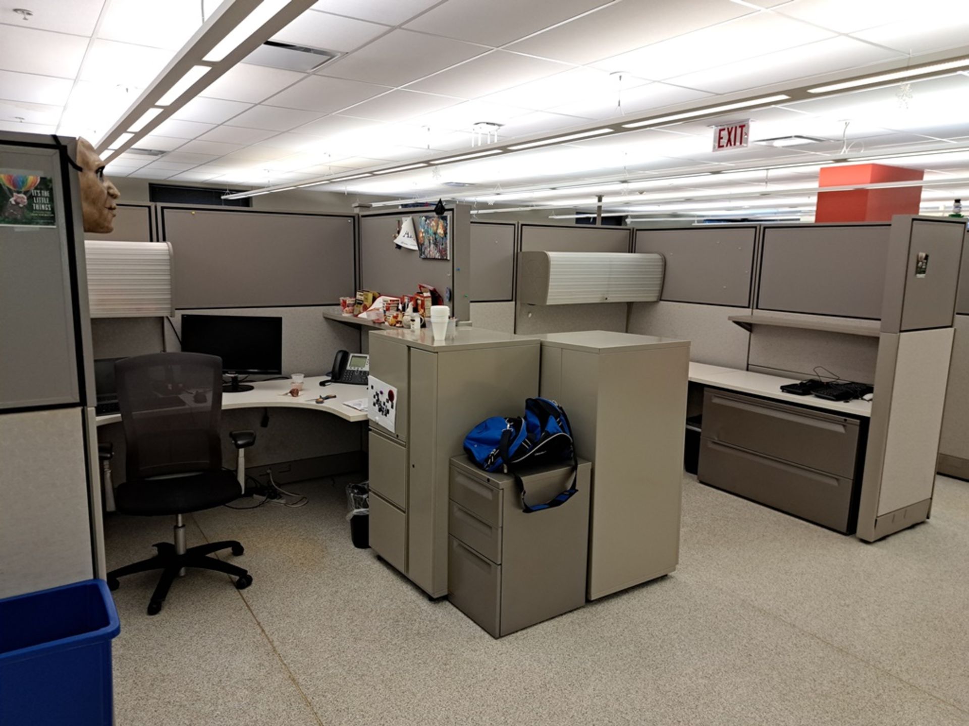 Lot Herman Miller Herman Miller Cubicle Work Stations, 17" W X 36' L, (8) Work Stations, Desks,