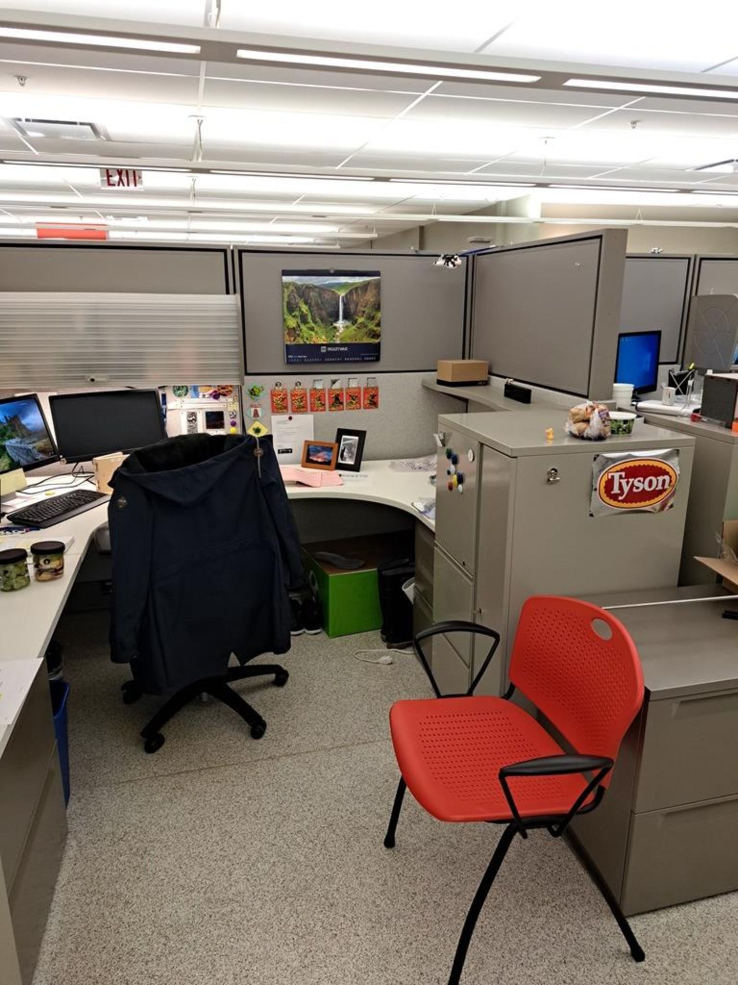 Lot Herman Miller Cubicle Work Stations, 17" W X 50' L, (14) Work Stations, Desks,, File - Image 9 of 29