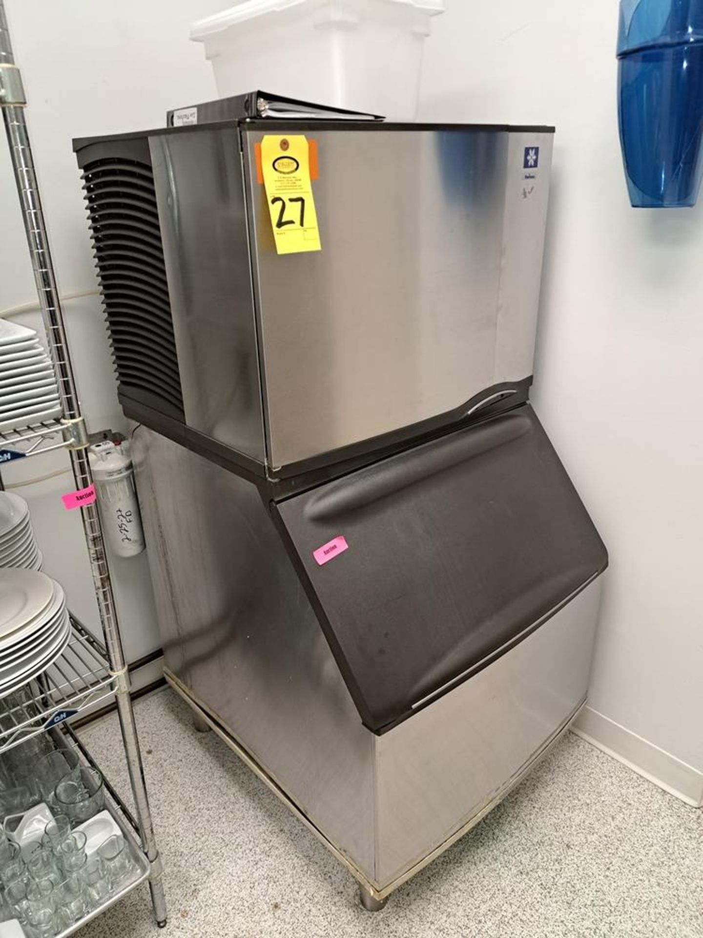 Manitowoc Mdl. B420 Ice Maker with storage bin, 30" W X 33" X 5' -Removal Is By Appointment Only-All