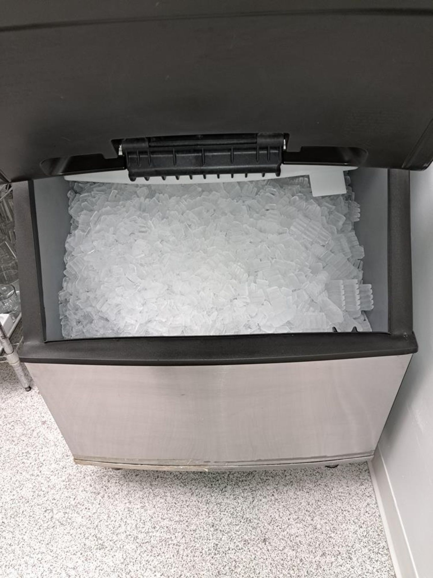 Manitowoc Mdl. B420 Ice Maker with storage bin, 30" W X 33" X 5' -Removal Is By Appointment Only-All - Image 2 of 3