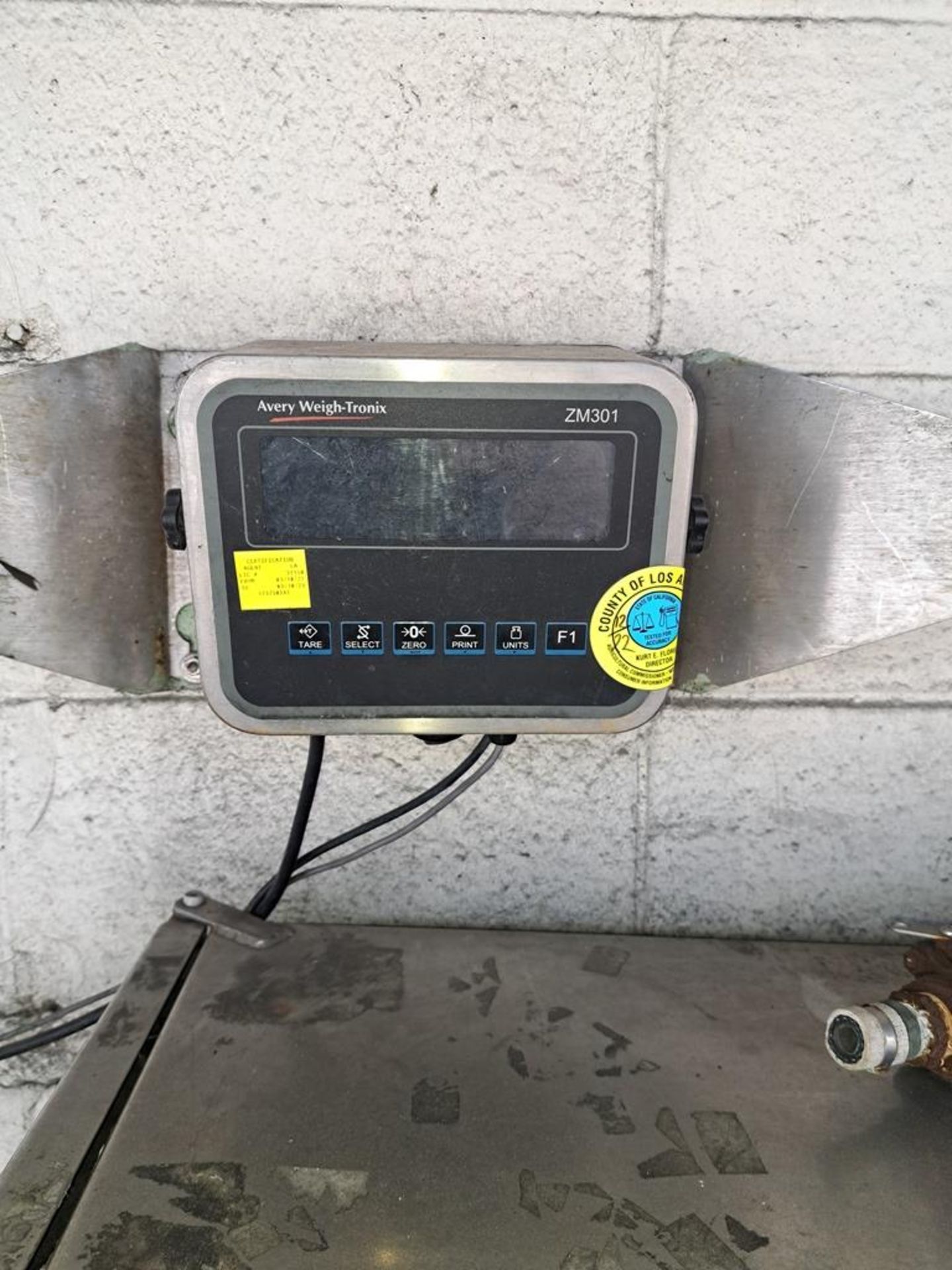 Lot Stainless Steel Floor Scale, 5' X 5' platform, Avery Weigh Tronix ZM301 Digital Readout, - Image 2 of 3