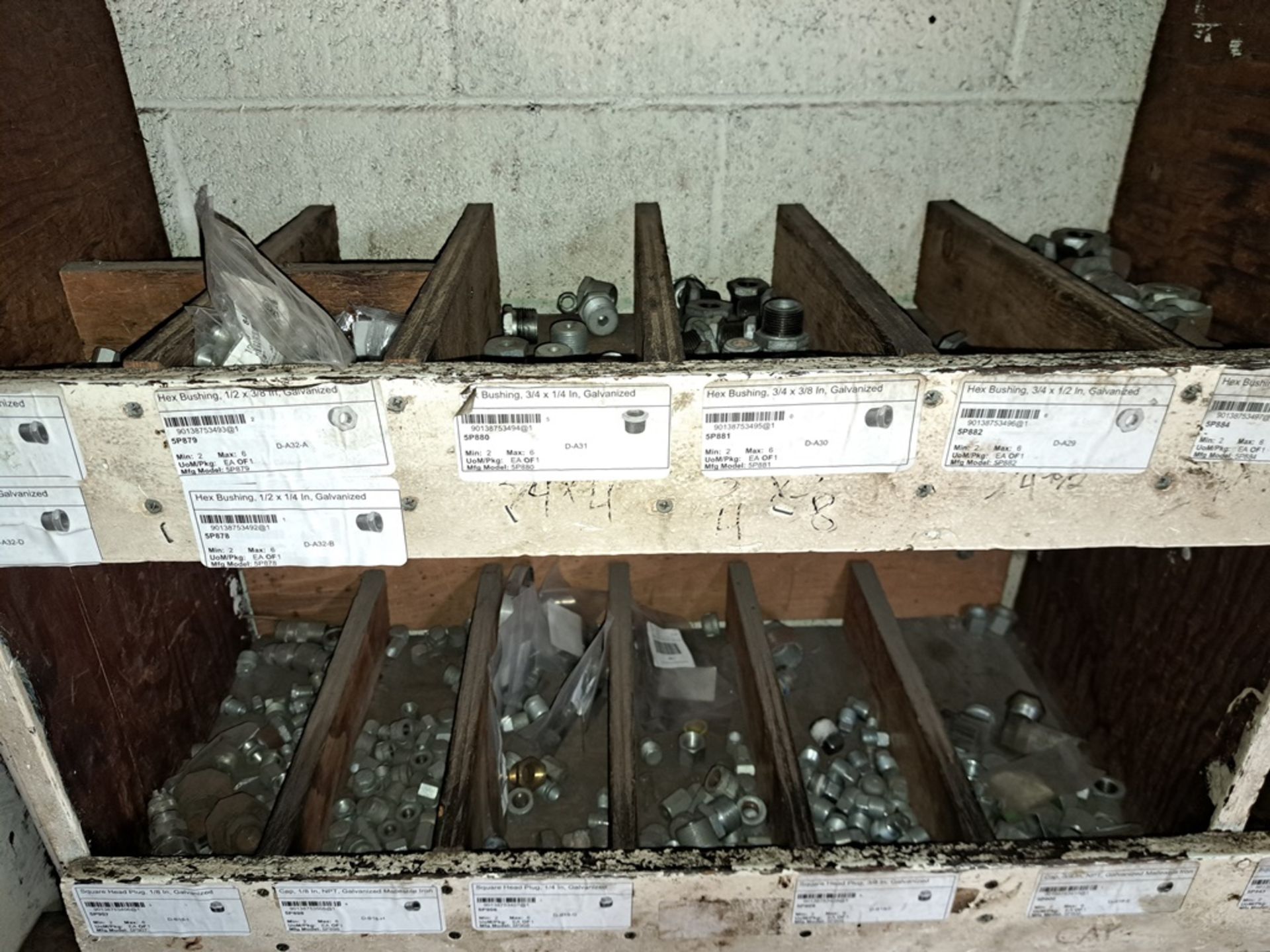 Lot Galvanized & Iron Nipples, Bushings 1/2" to 6", etc. (Contact Norm Pavlish - Nebraska - Image 2 of 19