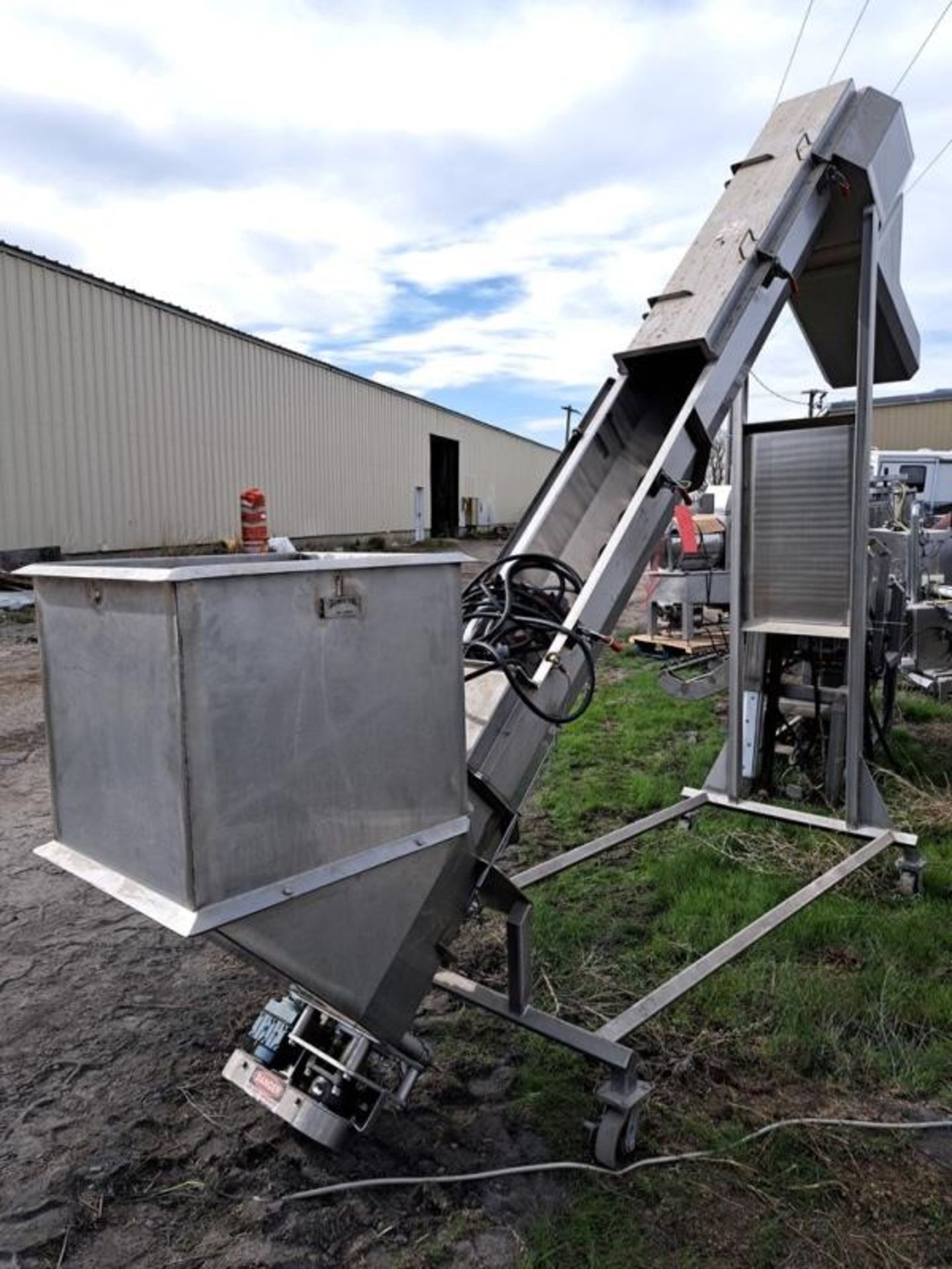 Idaho Steel Portable Stainless Steel Screw Conveyor, 6" Dia. X 13' L screw, with safety covers, - Image 2 of 5