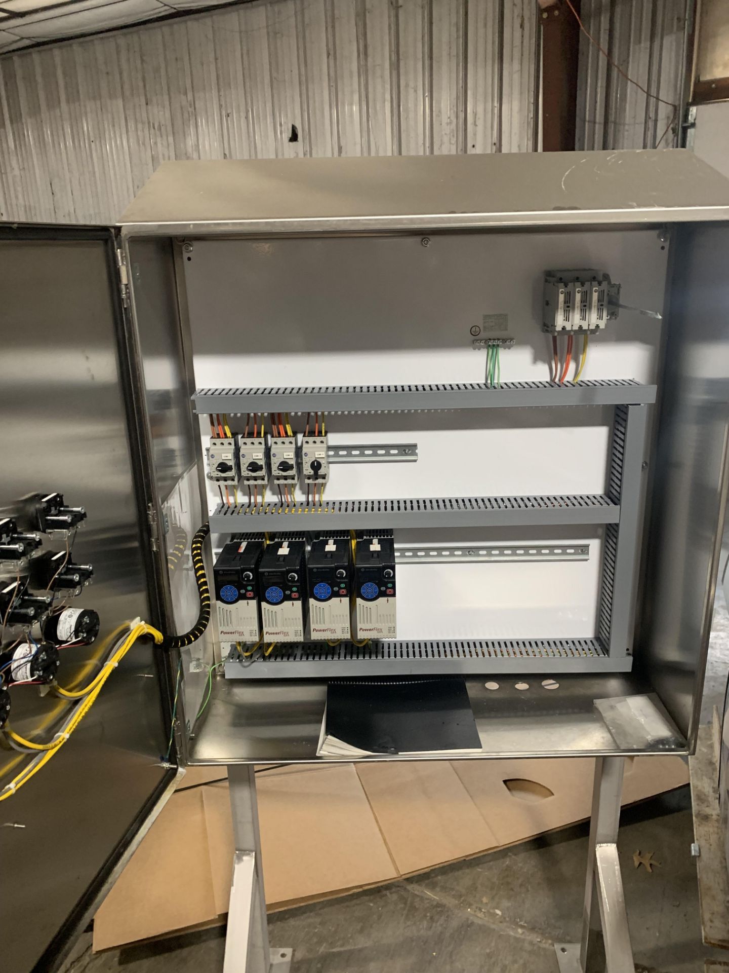 Stainless Steel Electrical Control Panel with drive and (4) Allen Bradley 525 Power Flex (Located in - Image 2 of 4