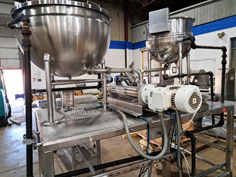 Groen Natural Gas Fired Double Steam Kettle/Pump System on common ...