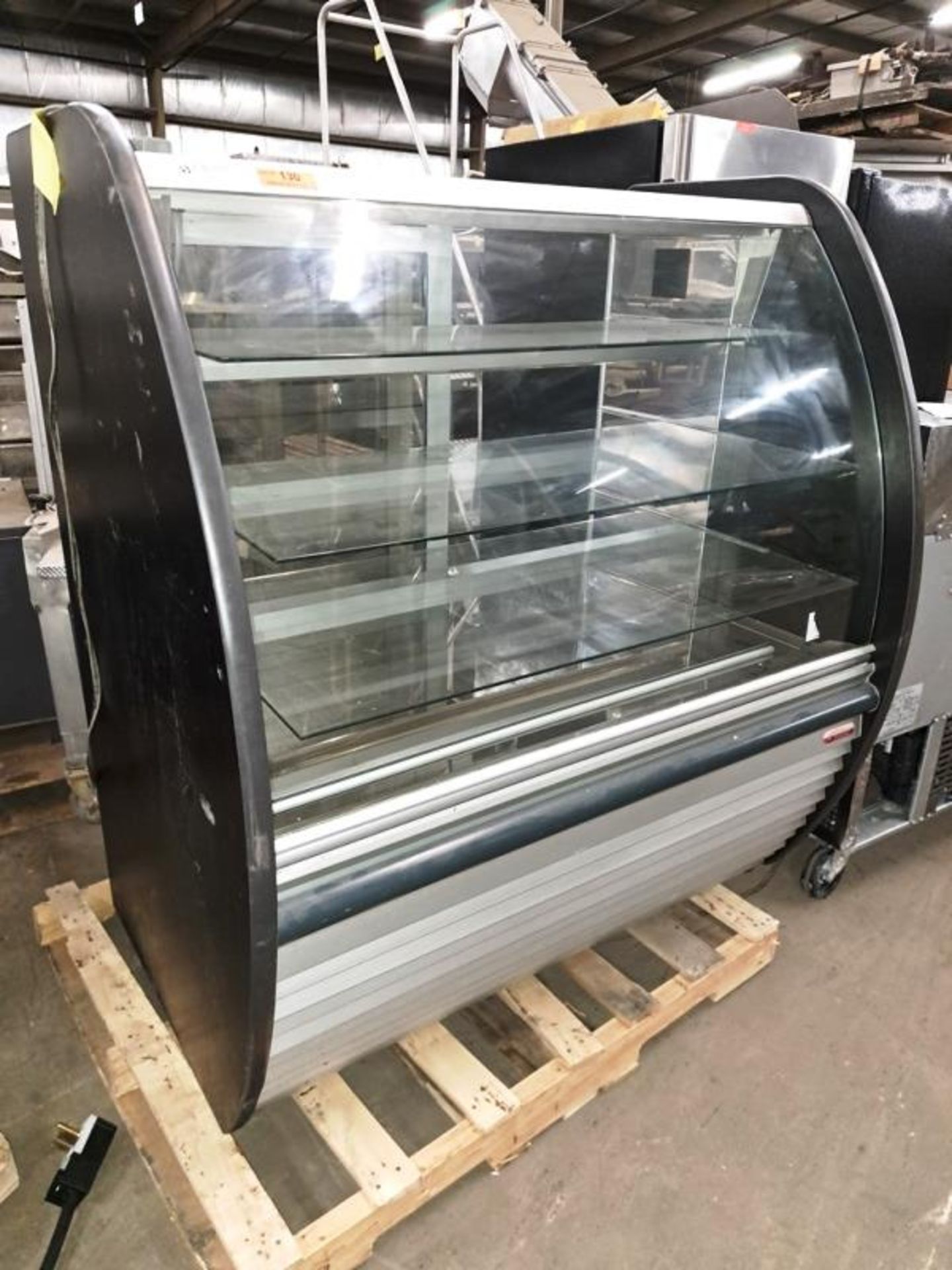 Royal Mdl. RS04LGCD Bakery Display Case, curved glass front, (3) glass shelves, (2) sliding near