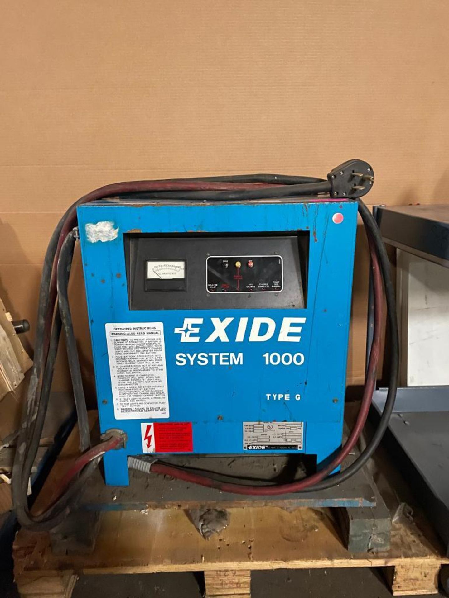 EXIDE SYSTEM 1000 BATTERY CHARGING SYSTEM BRAND/MODEL: EXIDE G1-12-865B INFORMATION: TYPE G; CHARGE - Image 2 of 4