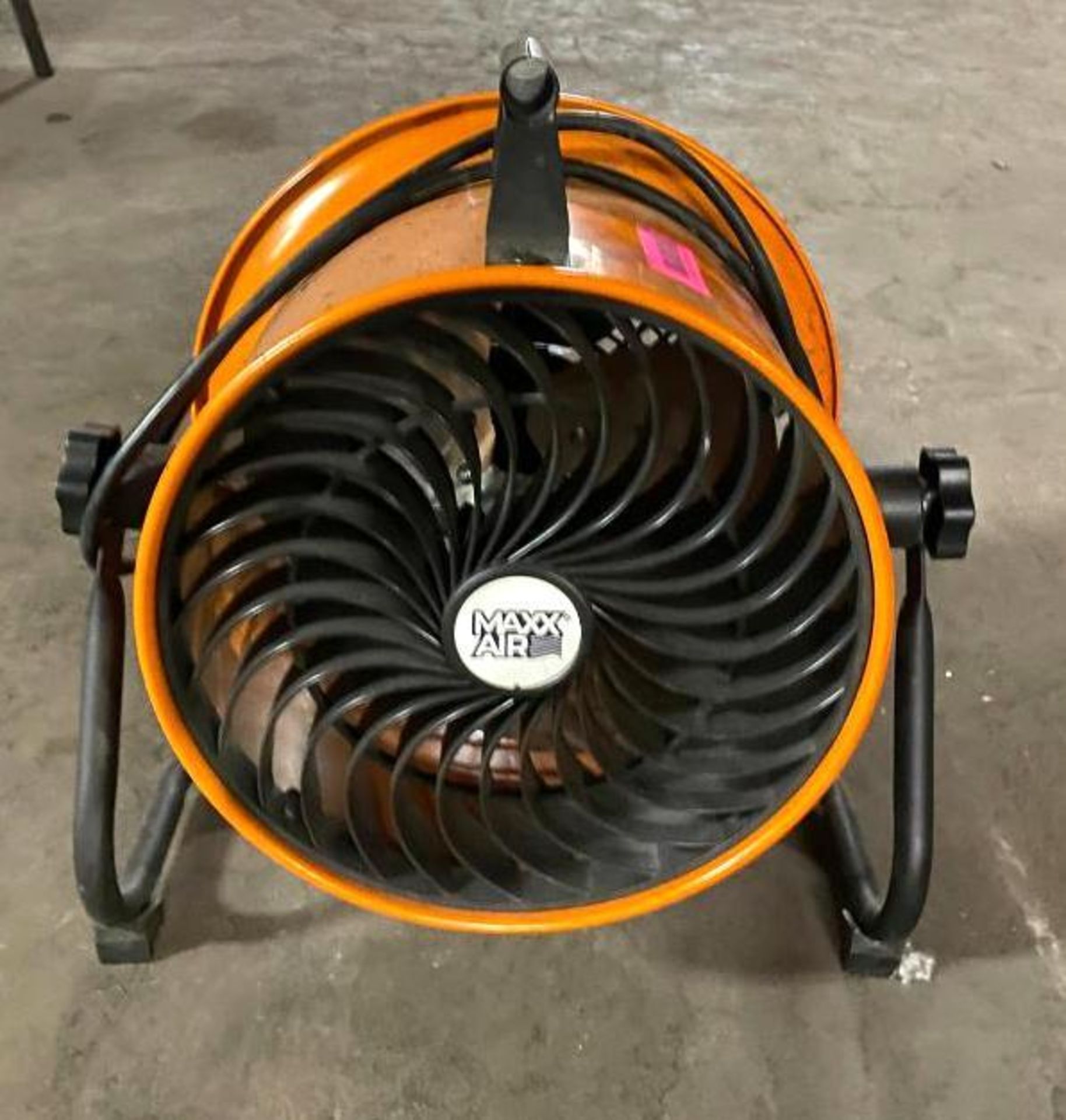 DESCRIPTION: 10" TURBO HIGH VELOCITY FLOOR FAN BRAND/MODEL: MAXX AIR INFORMATION: 3-SPEED