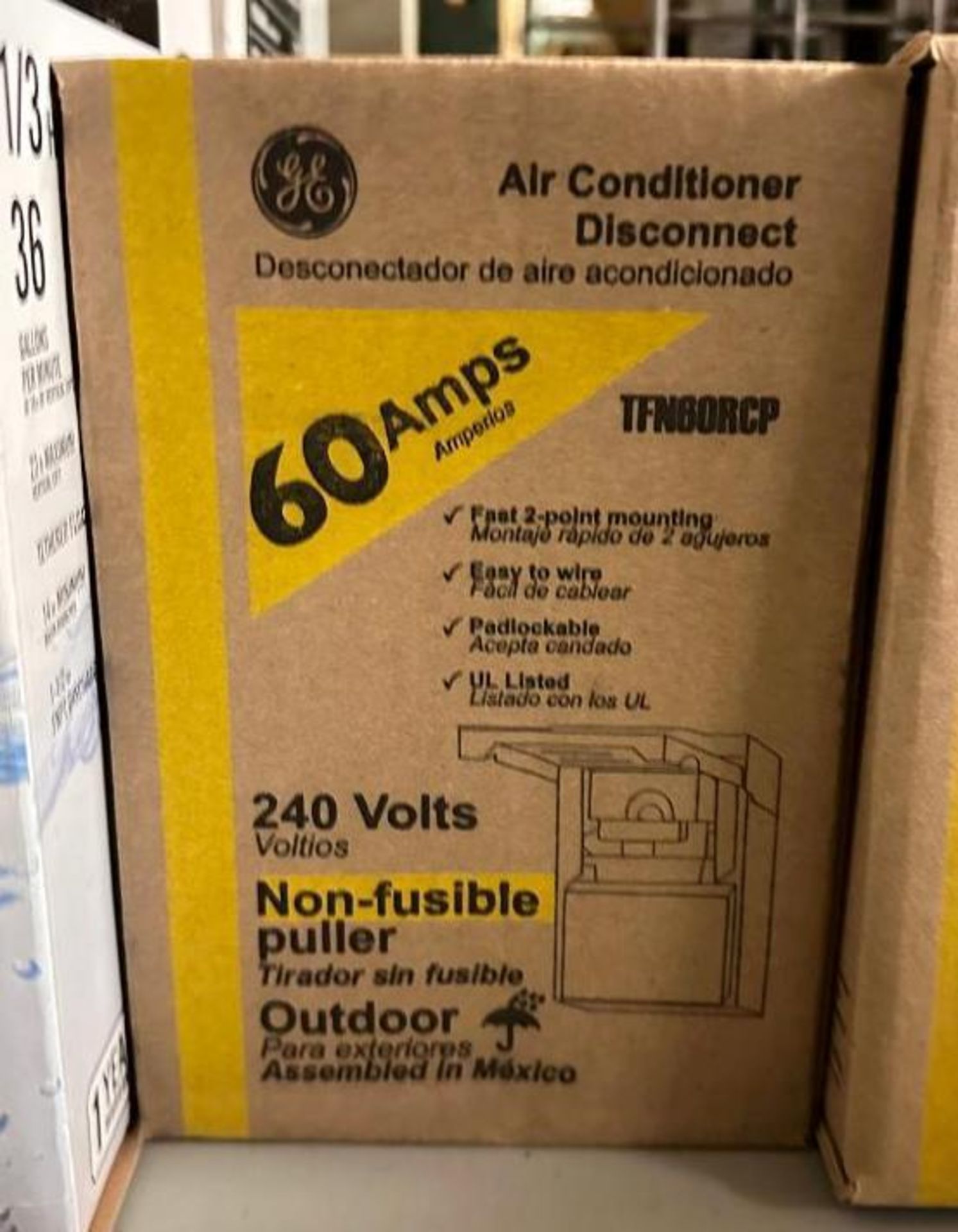 (4) 60 AMP 240-VOLT NON-FUSE METALLIC AC DISCONNECT BRAND/MODEL: GE RETAIL$: $15.55 EACH - Image 2 of 3