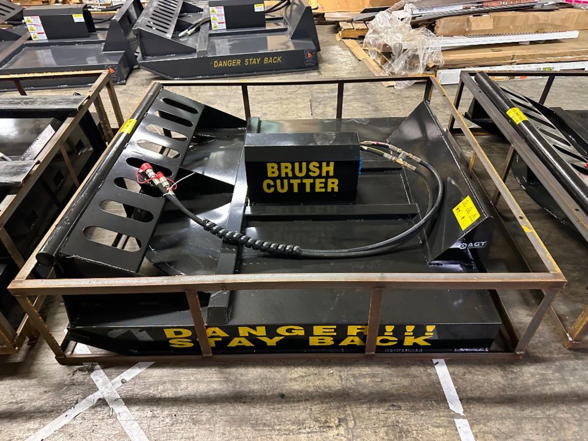 2022 72" HYDRAULIC SKID STEER BRUSH CUTTER BRAND/MODEL: MOWER KING SSRC QTY: 1 - Image 2 of 4