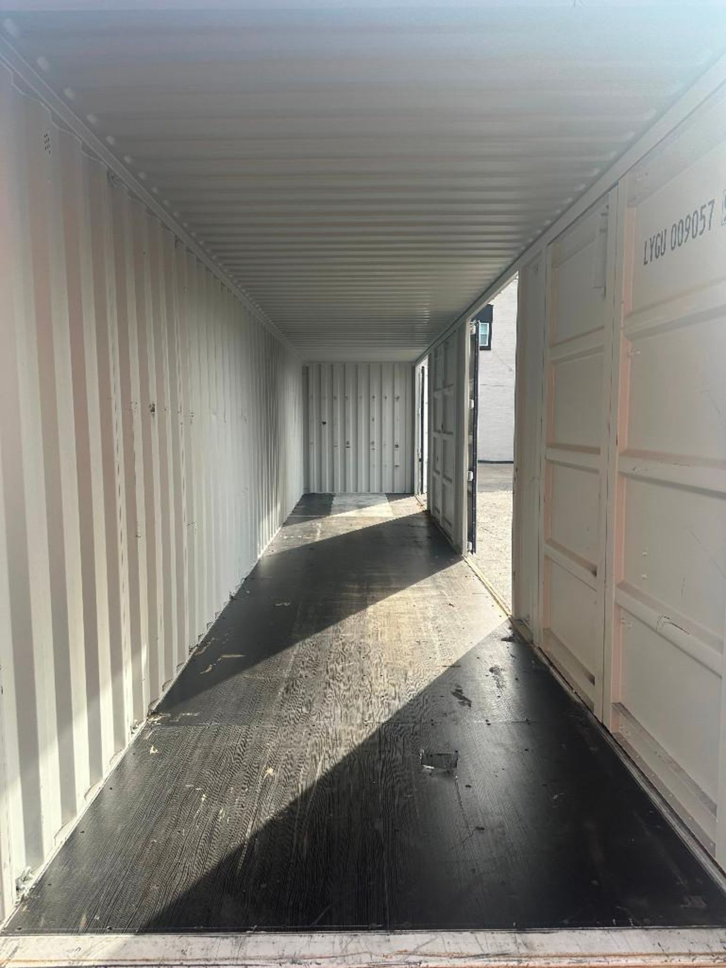 2022 40FT MULTI-DOOR SHIPPING CONTAINER - Image 20 of 33