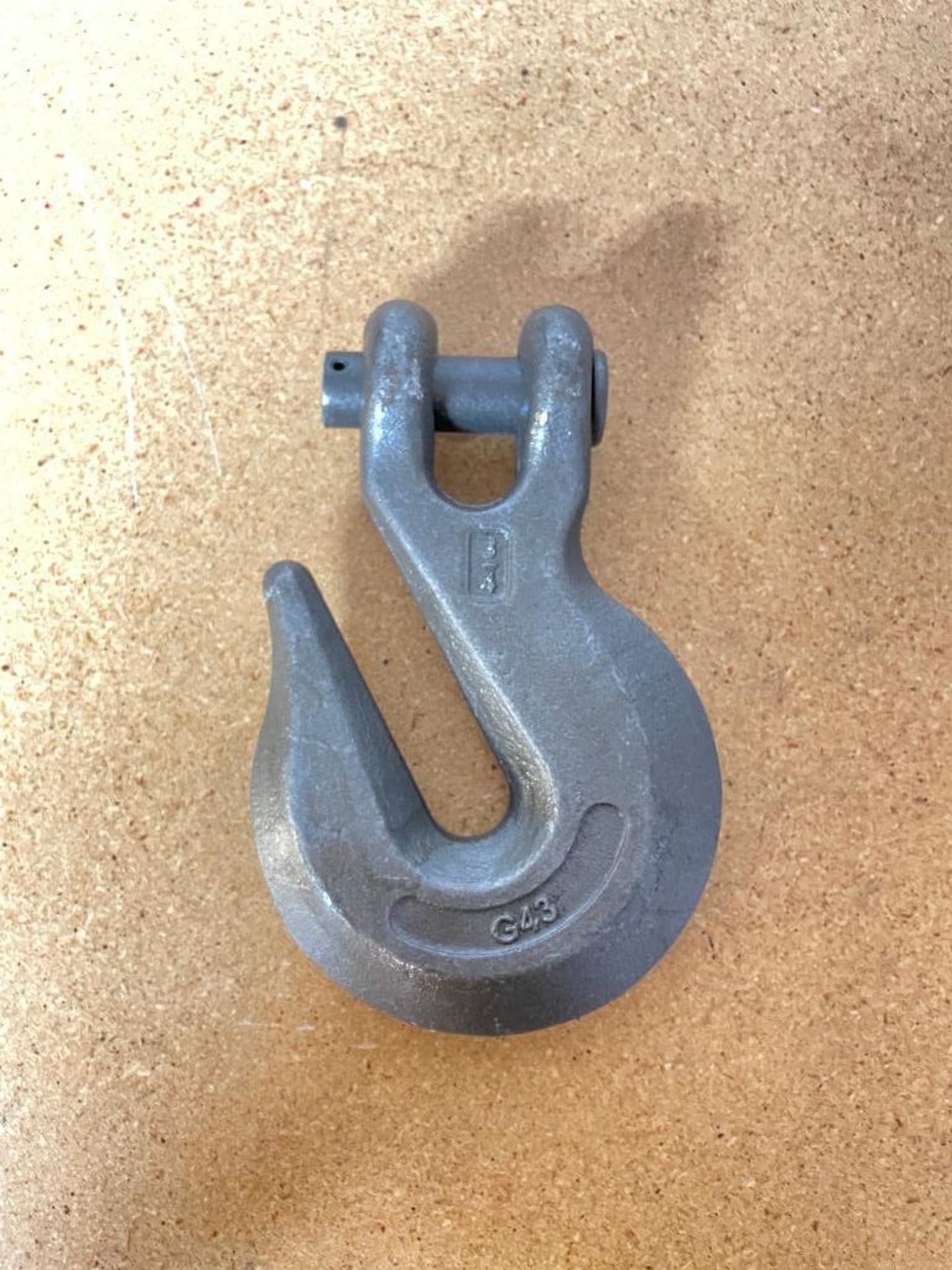 DESCRIPTION: (24) 3/4" G43 FORGED STEEL CLEVIS GRAB HOOK FOR LOAD BINDING BRAND/MODEL: LACLEDE CHAIN - Image 2 of 3