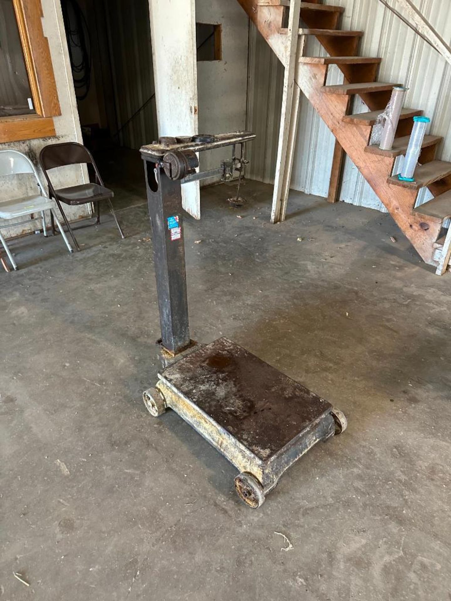 FAIRBANKS INDUSTRIAL 300 LB CAPACITY MOBILE FLOOR SCALE BRAND/MODEL: FAIRBANKS SIZE: 300 LB CAPACITY - Image 3 of 14