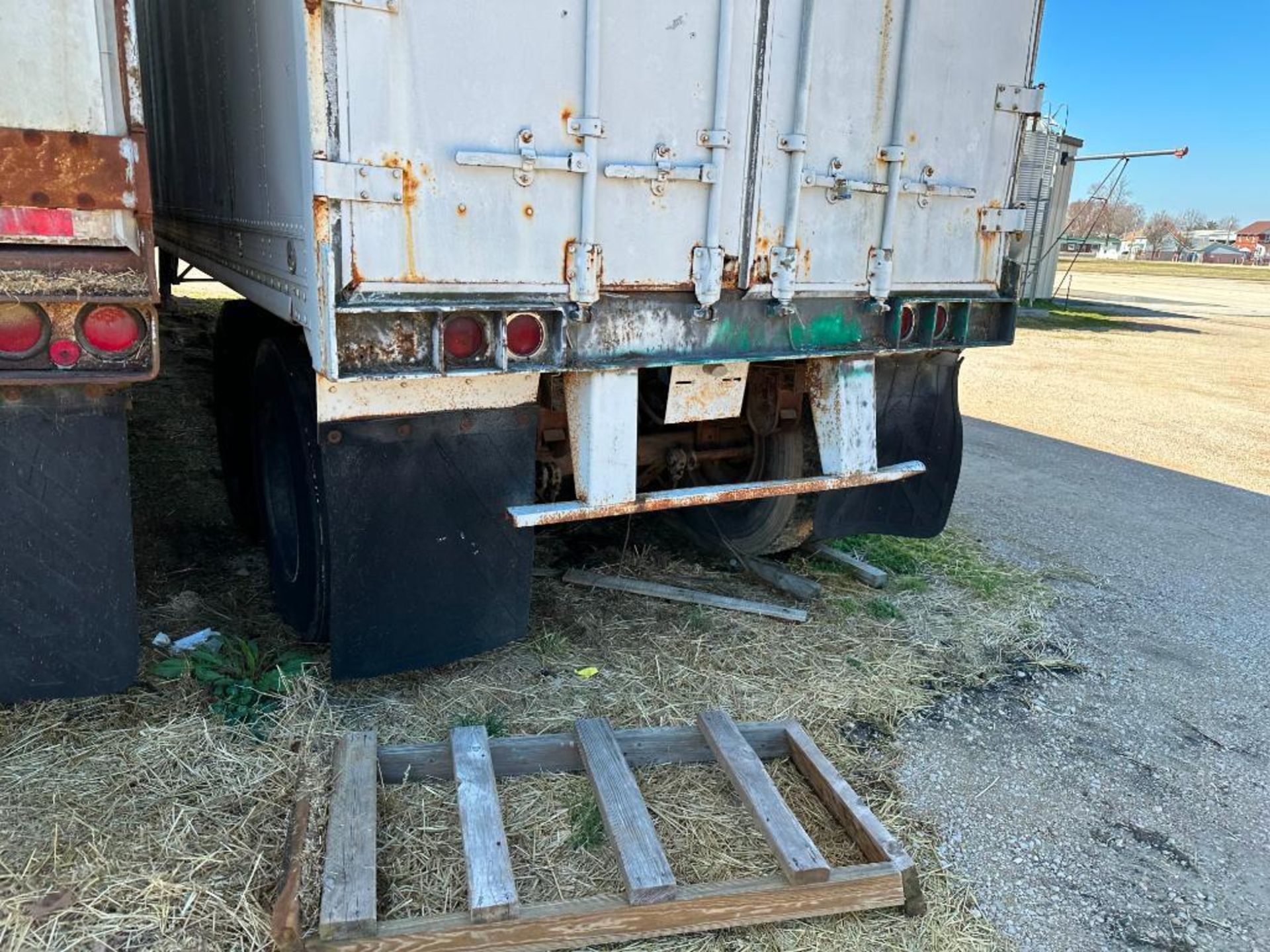 1977 BUDD 45FT TRACTOR TRAILER W/ SIDE DOOR AS SHOWN BRAND/MODEL: BUDD TRAILER CO INFORMATION: TYPE: - Image 22 of 27