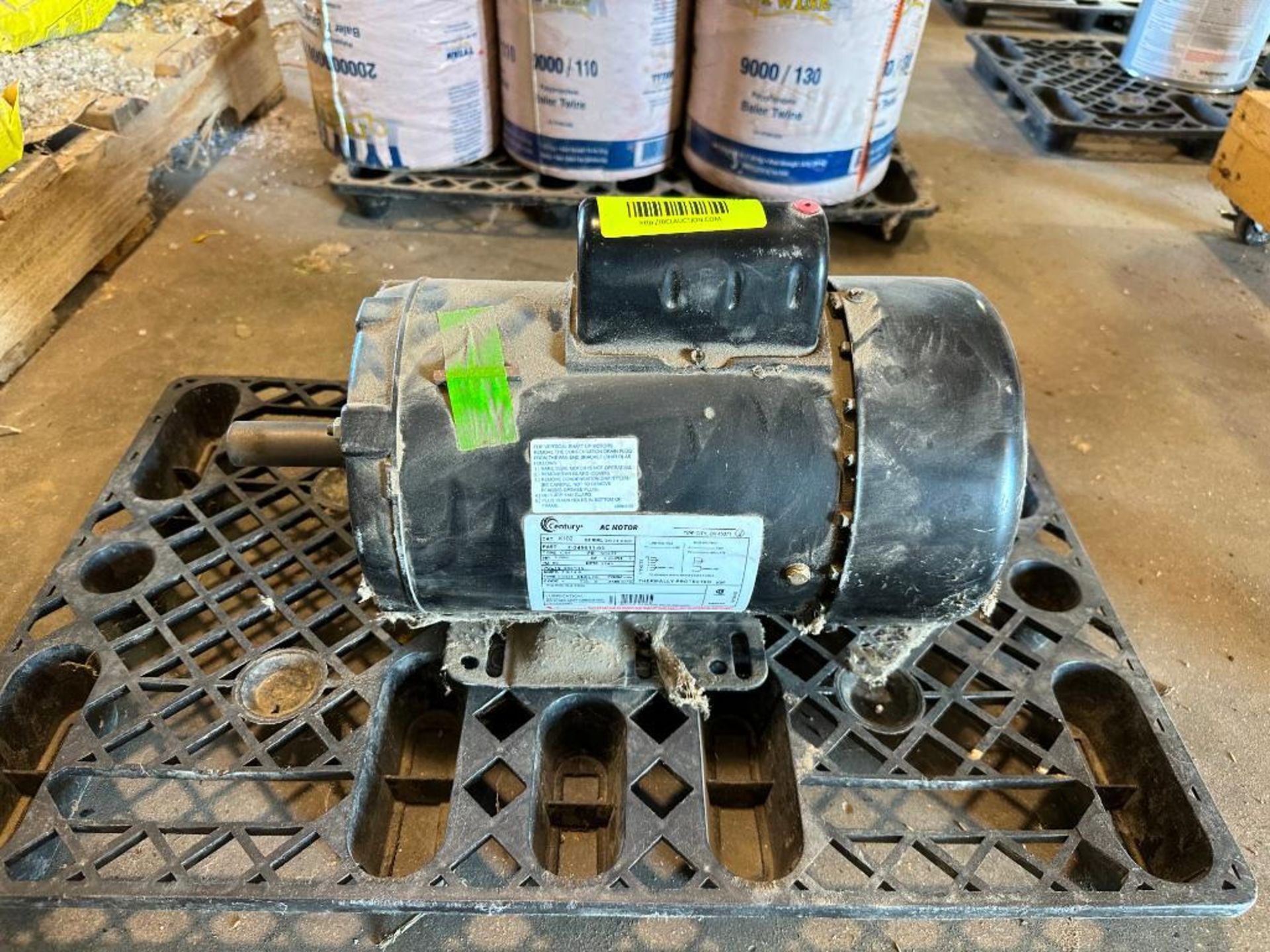 CENTURY 1 HP GENERAL PURPOSE AC MOTOR K102 BRAND/MODEL: CENTURY K102 LOCATION: MAIN WAREHOUSE - Image 3 of 5