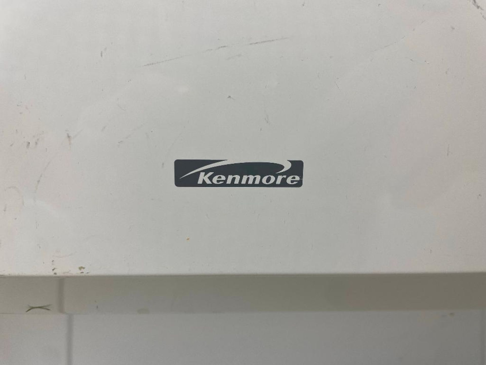 DESCRIPTION: KENMORE HOUSE HOLD WASHING MACHINE AND DRYER UNIT BRAND / MODEL: KENMORE LOCATION: 4811 - Image 2 of 2