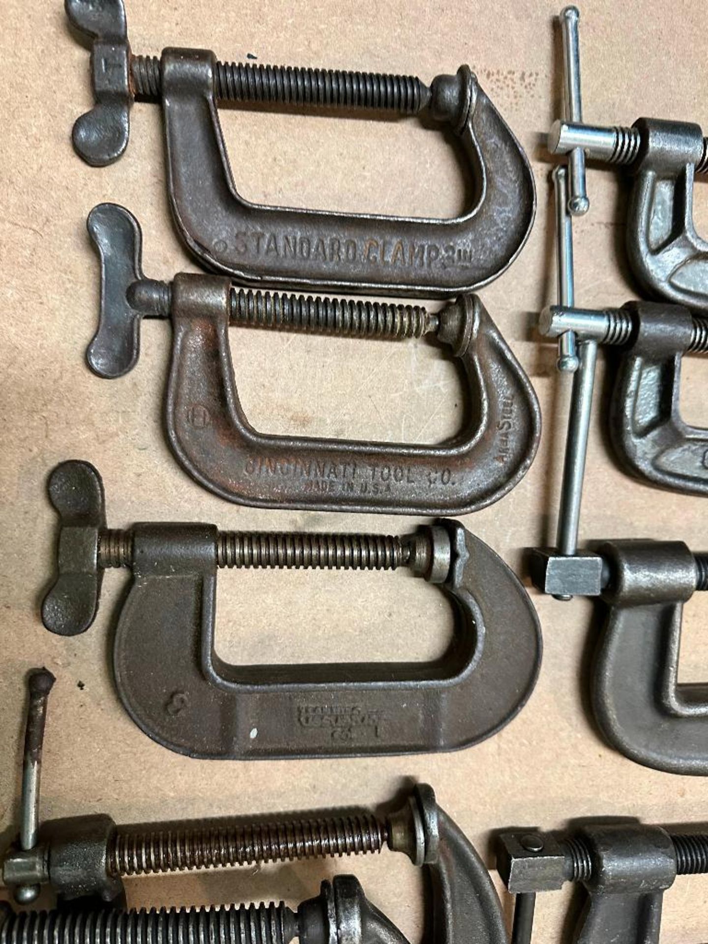 DESCRIPTION: (10) ASSORTED "C" CLAMPS LOCATION: SHOP THIS LOT IS: SOLD BY THE PIECE QTY: 10 - Image 4 of 5