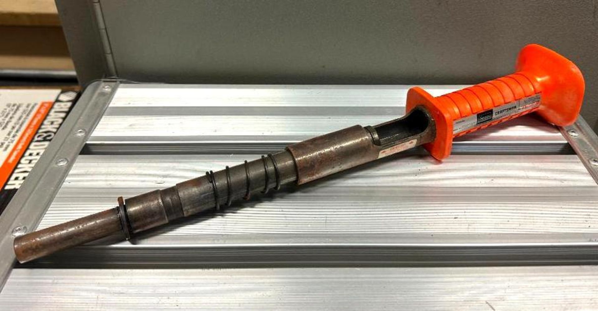 POWDER ACTUATED POWER HAMMER BRAND/MODEL: CRAFTSMAN 1231.3817 LOCATION: SHOP QTY: 1