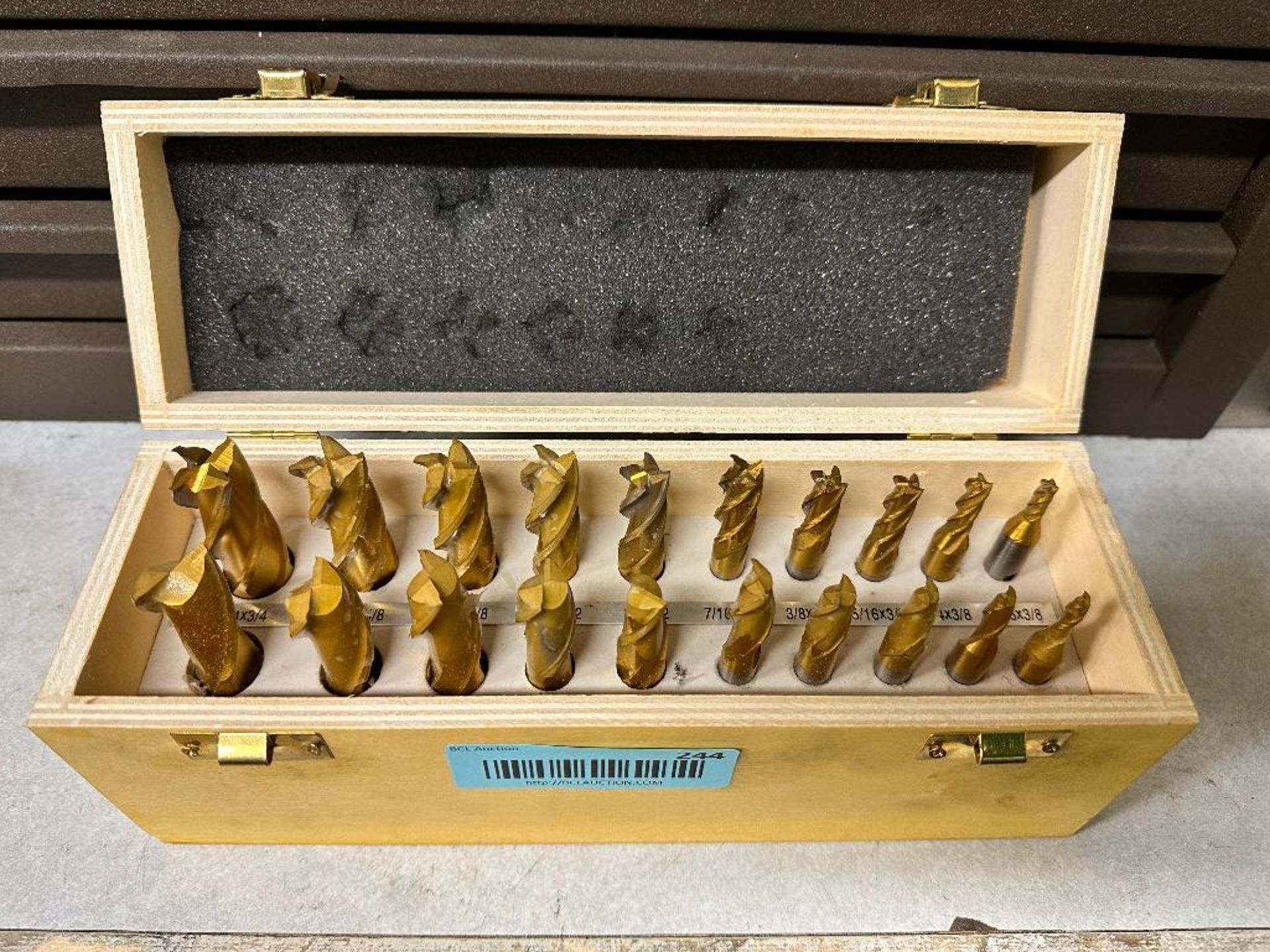 DESCRIPTION: 20 PC HEAVY DUTY DRILL BIT SET. ADDITIONAL INFORMATION W/ CASE. LOCATION: SHOP QTY: 1