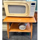 NAME: MICROWAVE W/ TABLE DESCRIPTION: MICROWAVE W/ TABLE QTY: 1