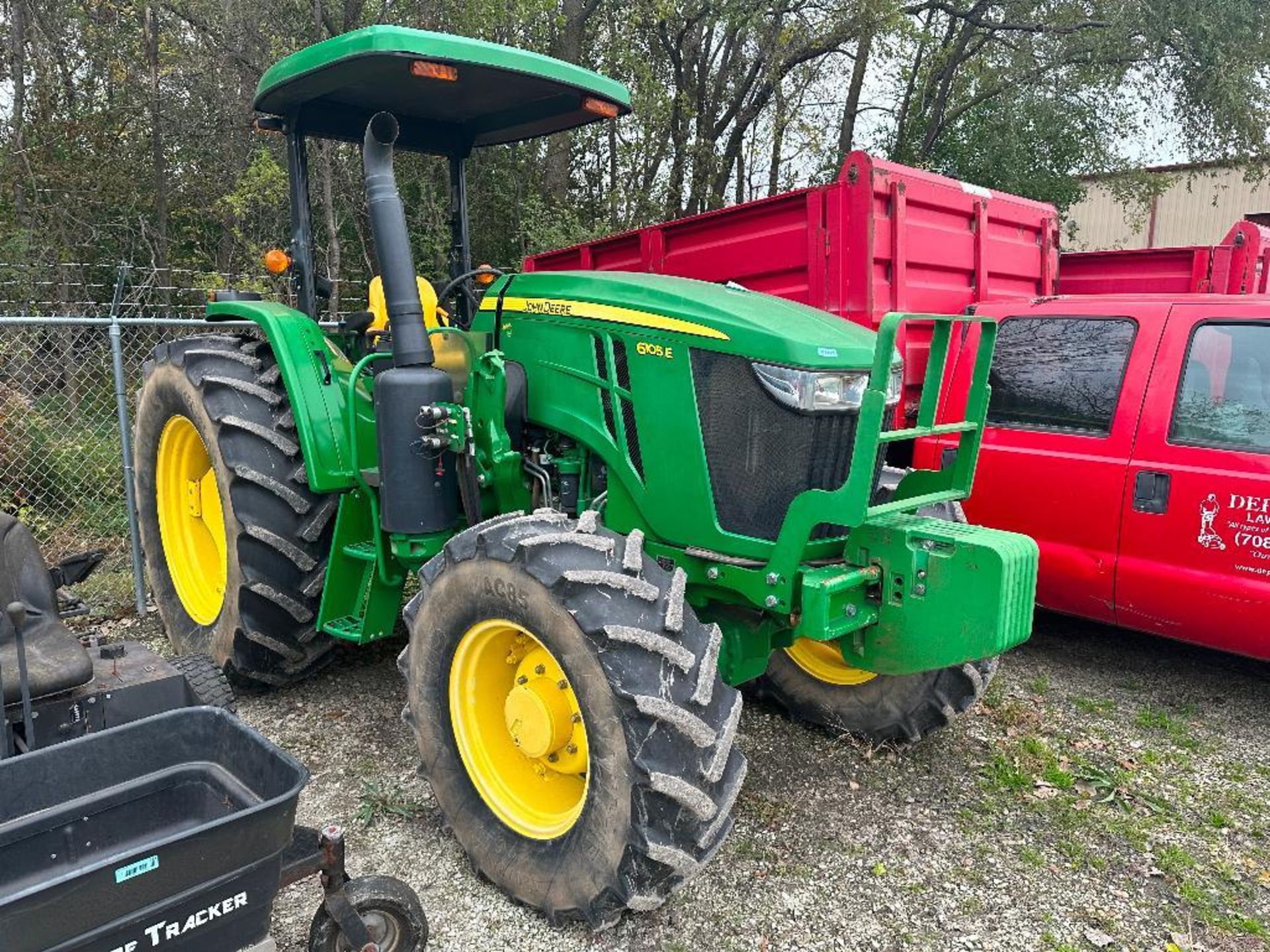 DESCRIPTION: 2016 JOHN DEERE 6105 E SERIES UTILITY TRACTOR BRAND / MODEL: JOHN DEERE 6105 E ADDITION