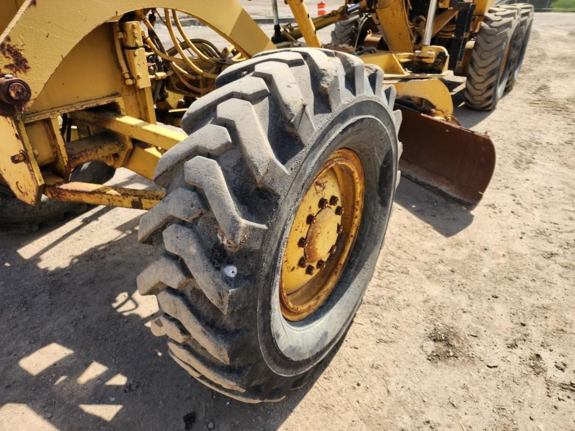 1975 CATERPILLAR 12G MOTOR GRADER - Image 14 of 17