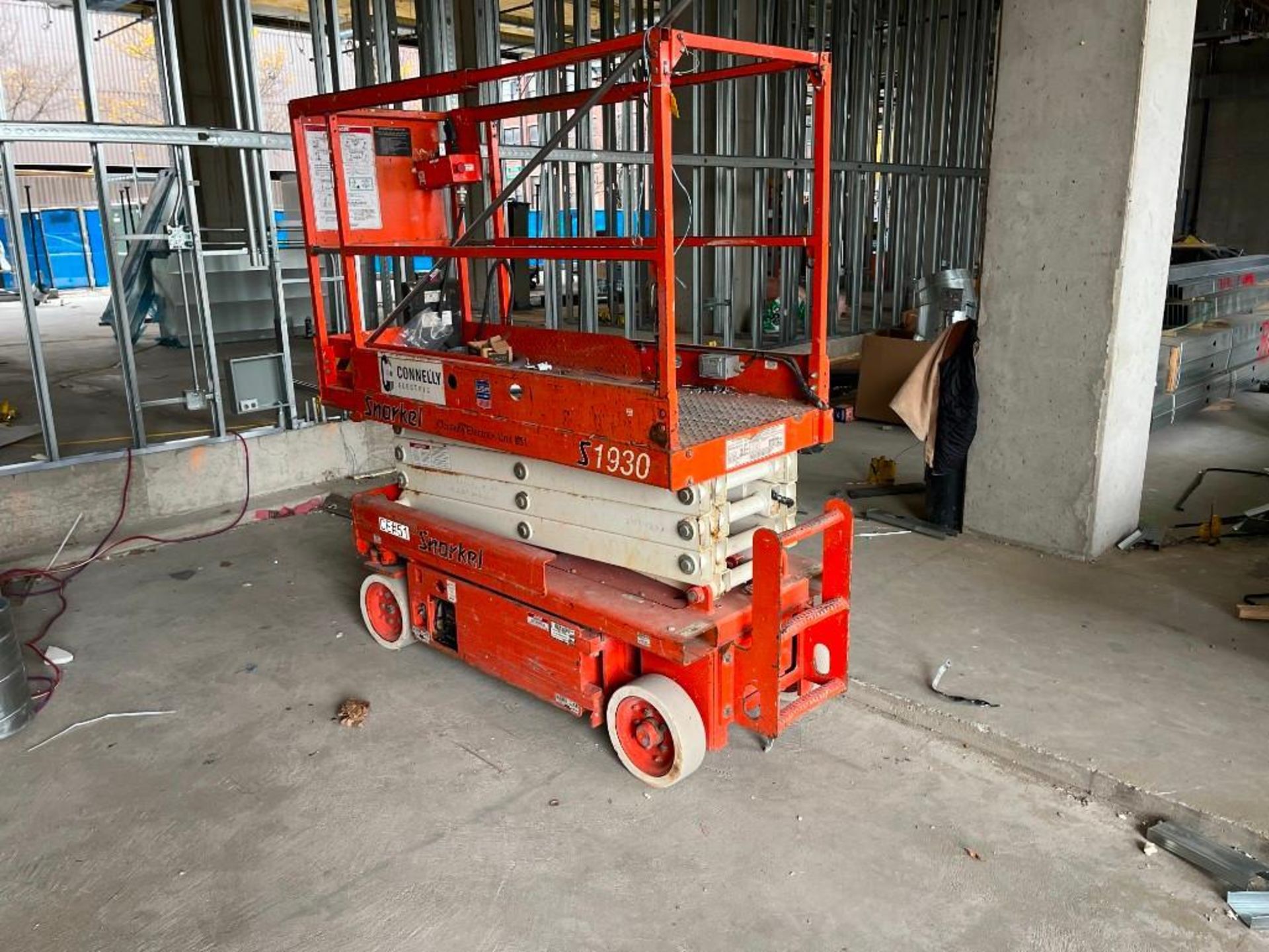 2006 Snorkel S1930 Electric Scissorlift - Image 6 of 21