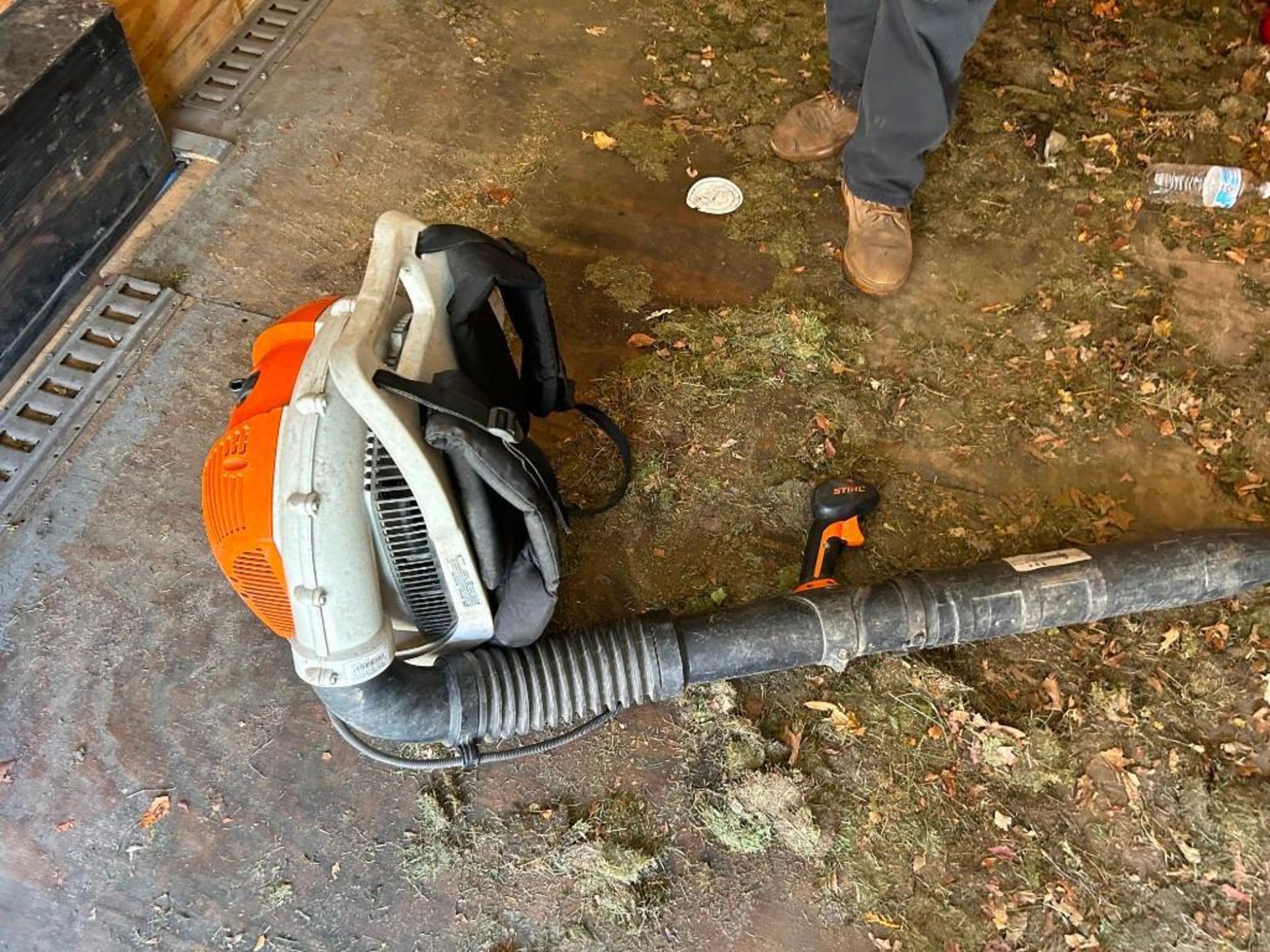 Stihl BR600 Back Pack Blower - Image 2 of 5