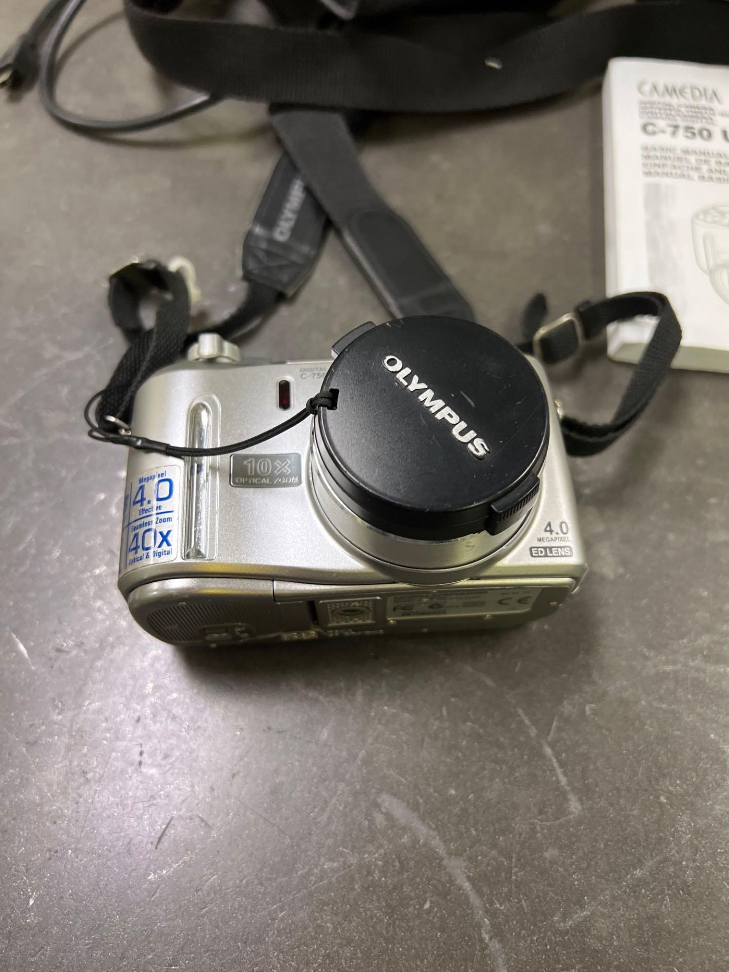 Digital Camera C-750 Zoom w/ Micro Conversion Lens
