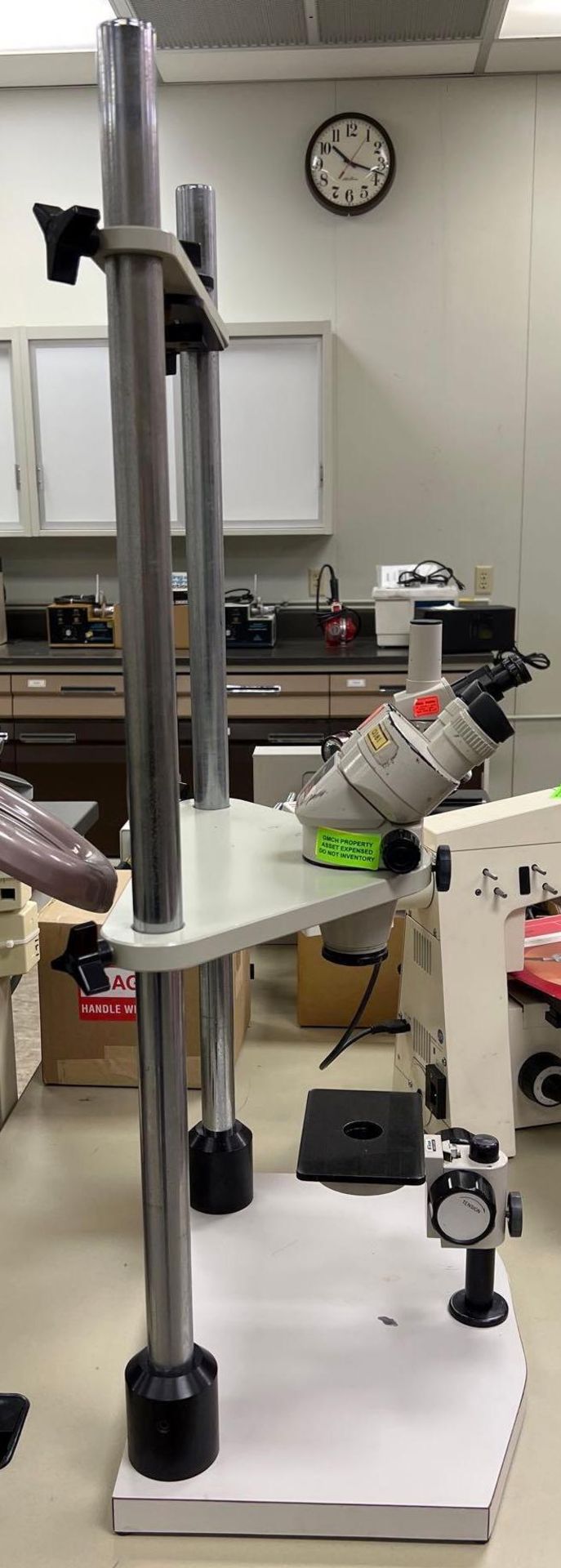 Nikon SMZ-2B microscope on stand