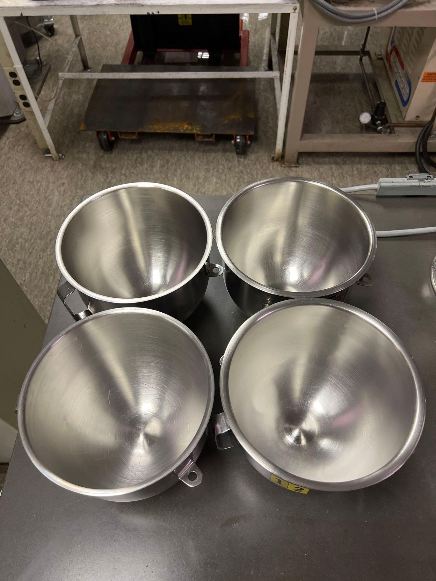 Lot of (4) stainless steel 5 quart bowls for N-50 Hobart mixers - Image 3 of 4