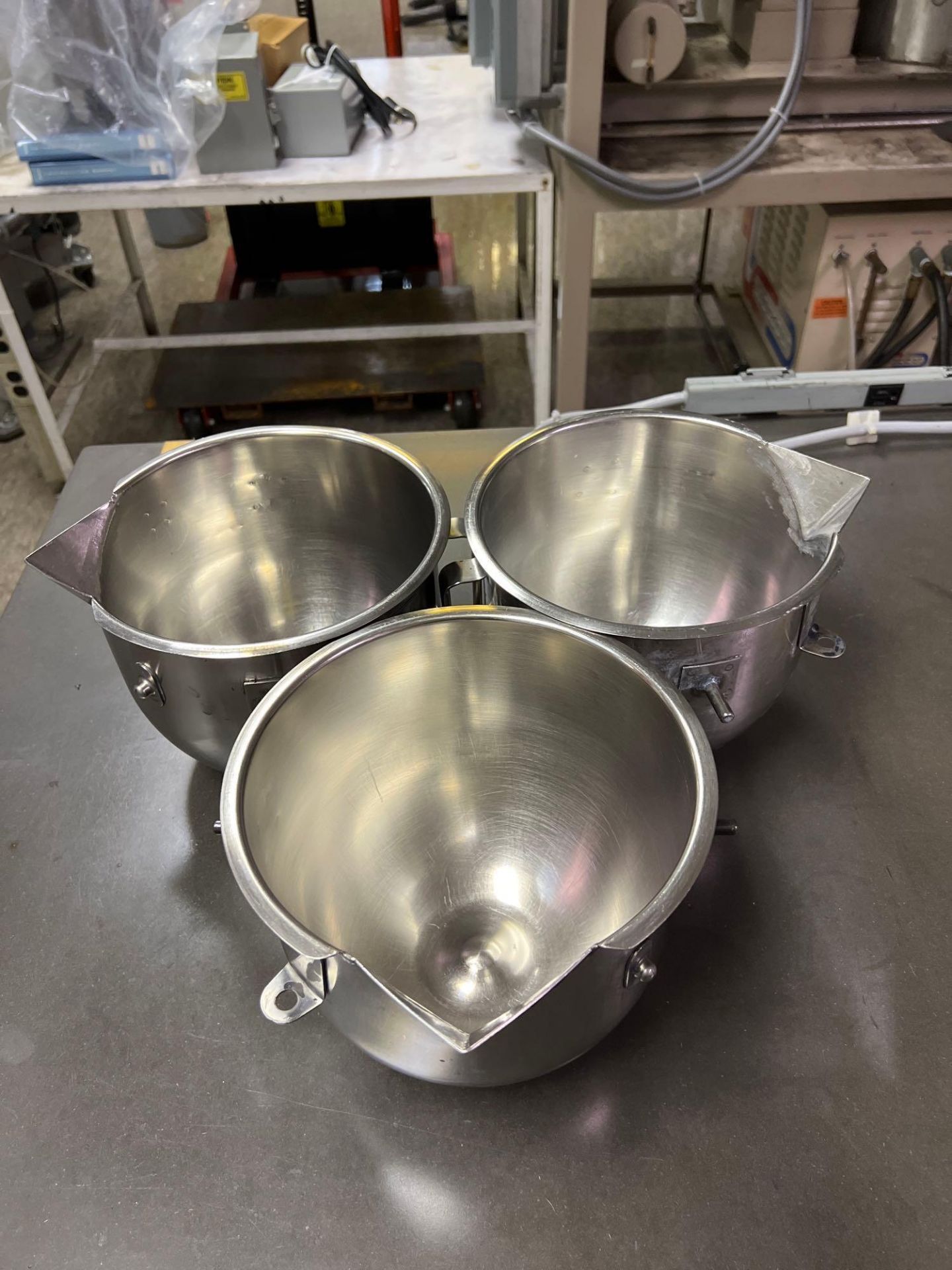 Lot of (3) stainless steel pour bowls for N-50 Hobart - Image 2 of 3