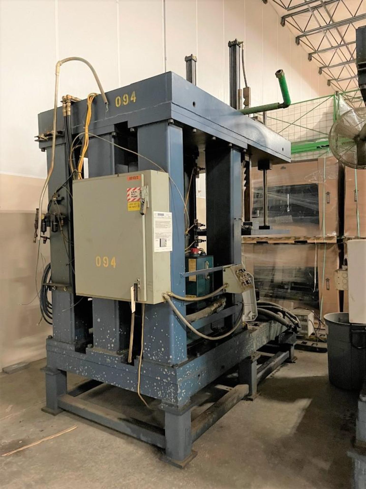 Lot of (2) Hydraulic Presses for Automotive Molding - Image 2 of 12