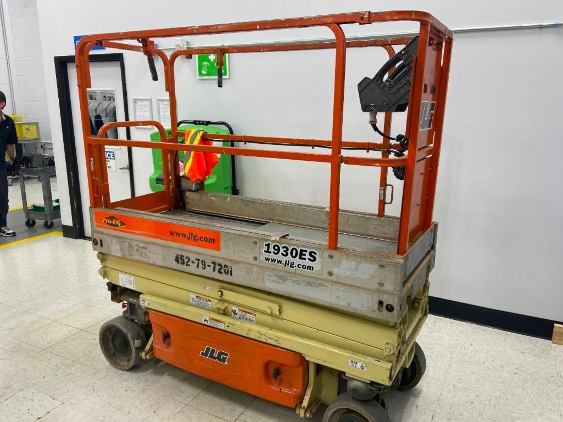 JLG 1930ES Scissor Lift - Image 4 of 4