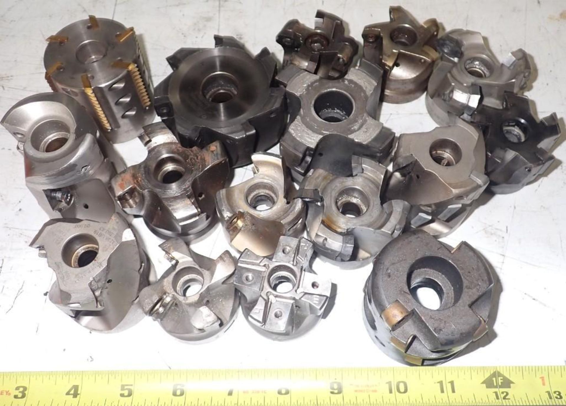 Lot of Misc Face Mill Cutters +++