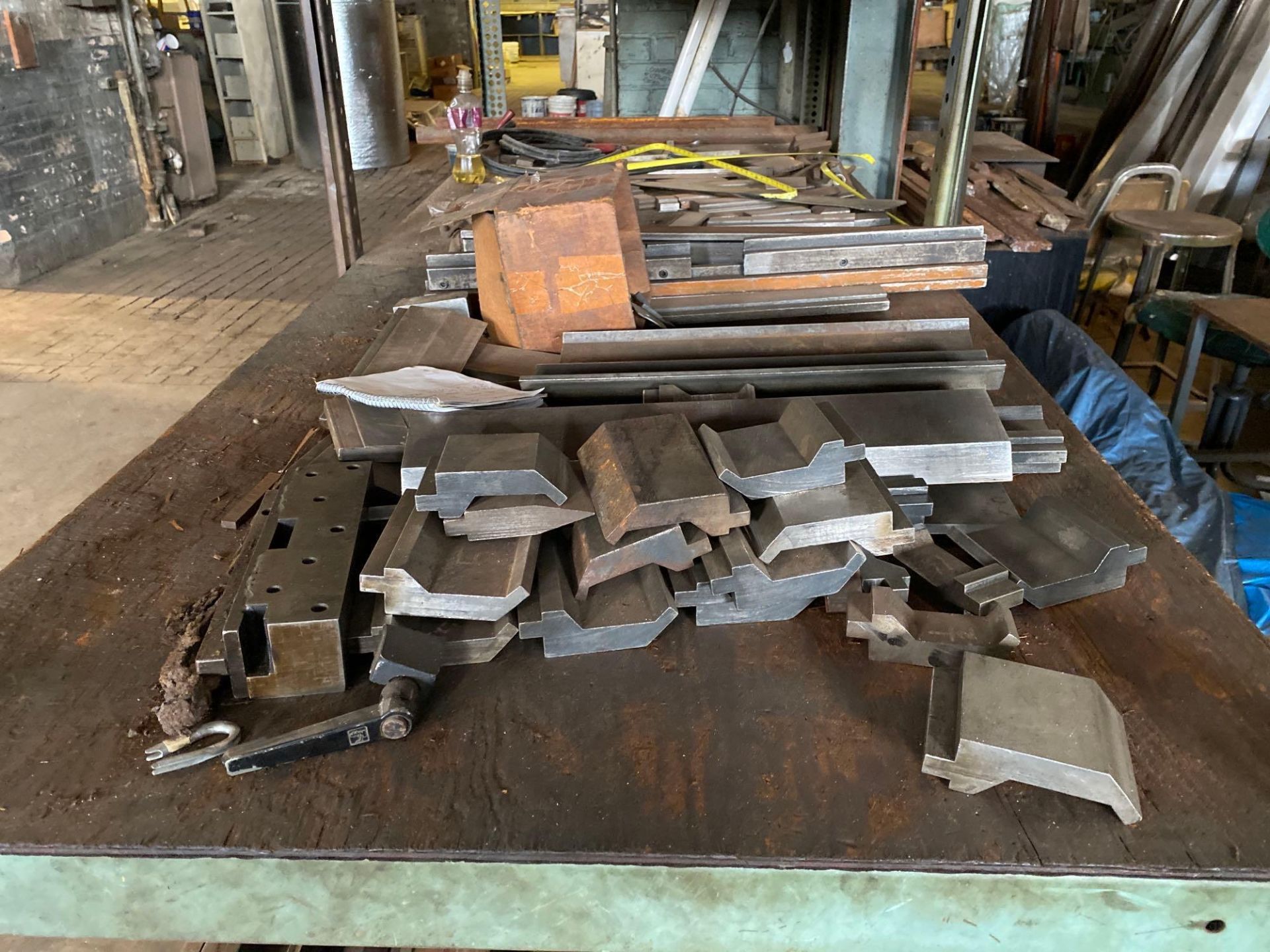 Lot of Press Brake Dies Various Sizes - Image 2 of 7