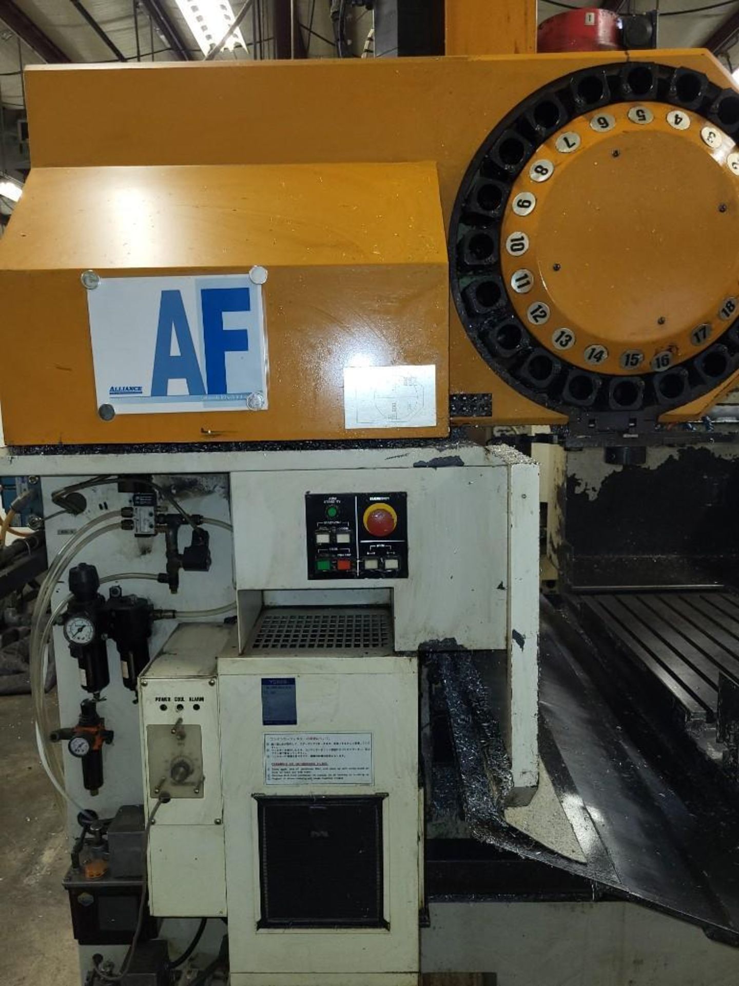 LeBlond Makino FNC60-A20 Vertical Machining Center - Image 7 of 8