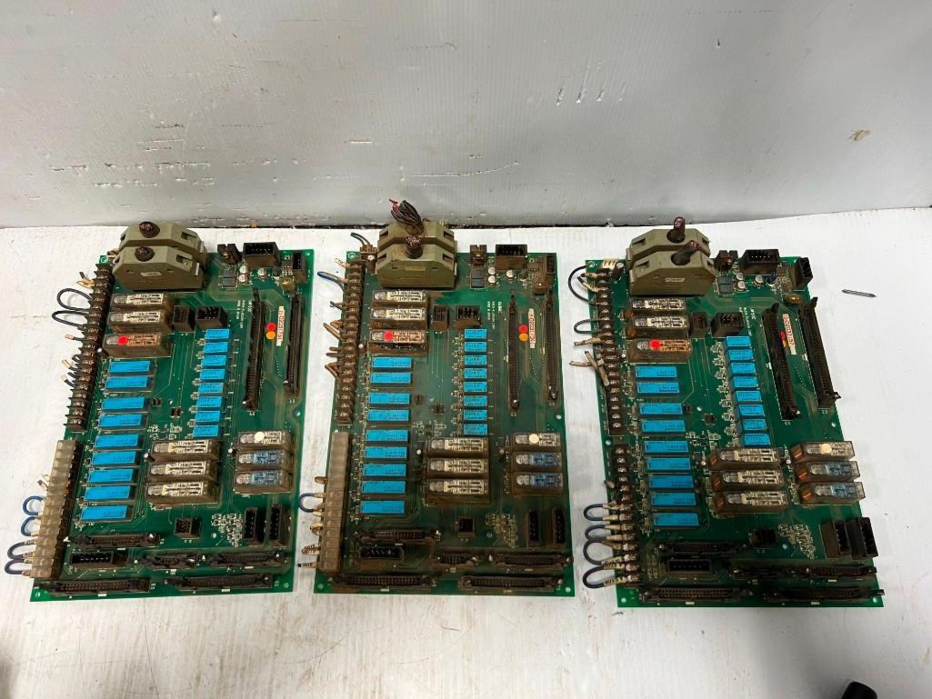 Lot of (3) Nachi #UM160C Circuit Boards