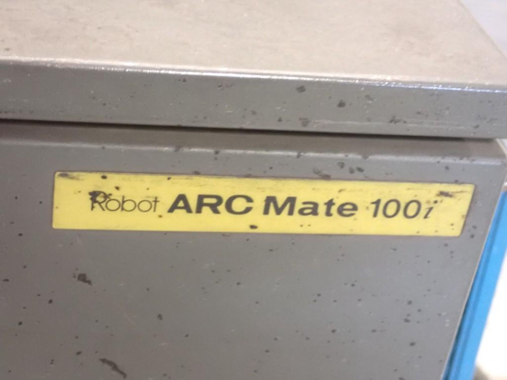Fanuc Arc Mate 100i robot w/ RJ2 Control - CELL - Image 12 of 16